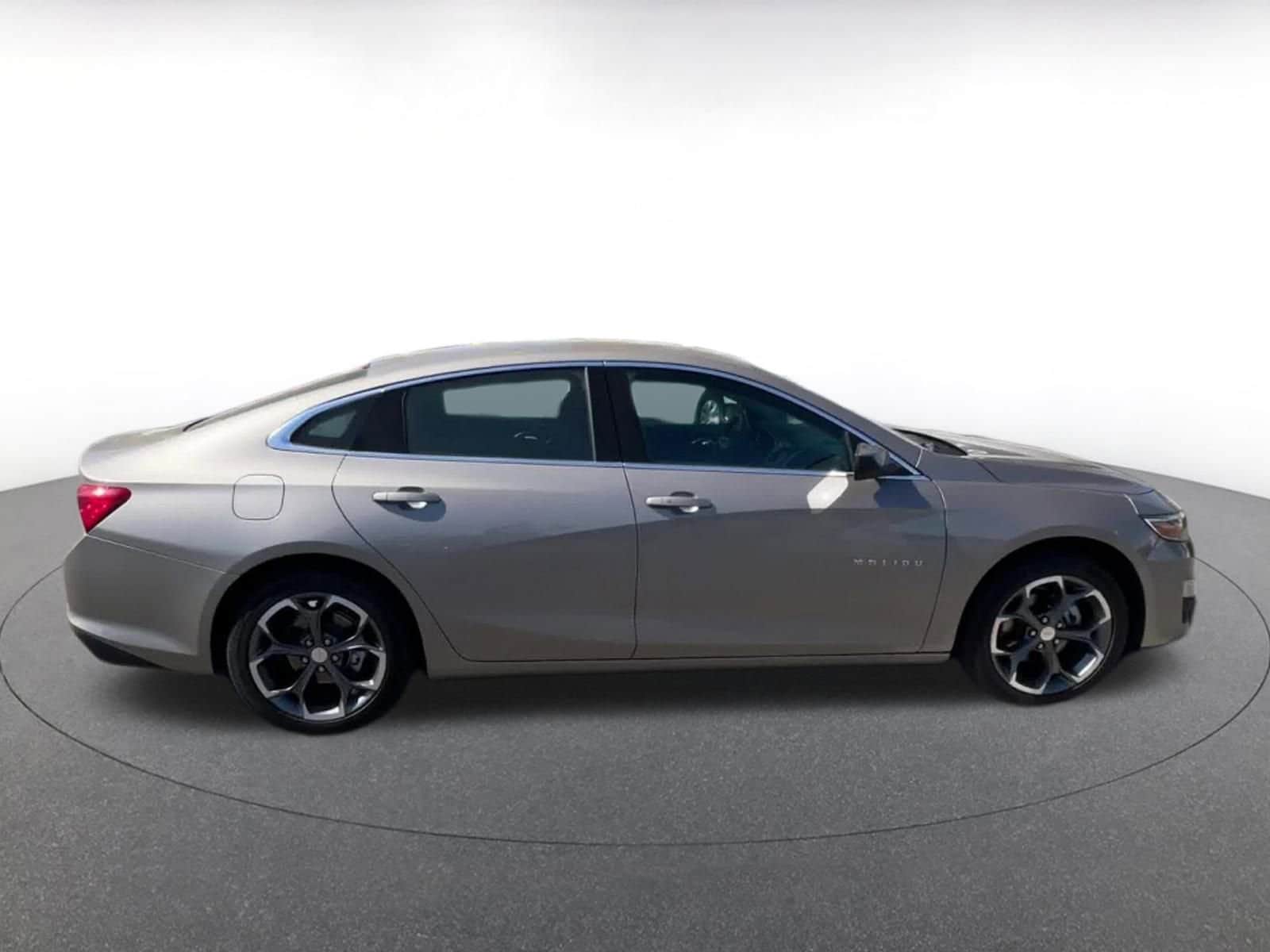 Thumbnail: 2024 Chevrolet Malibu - 16