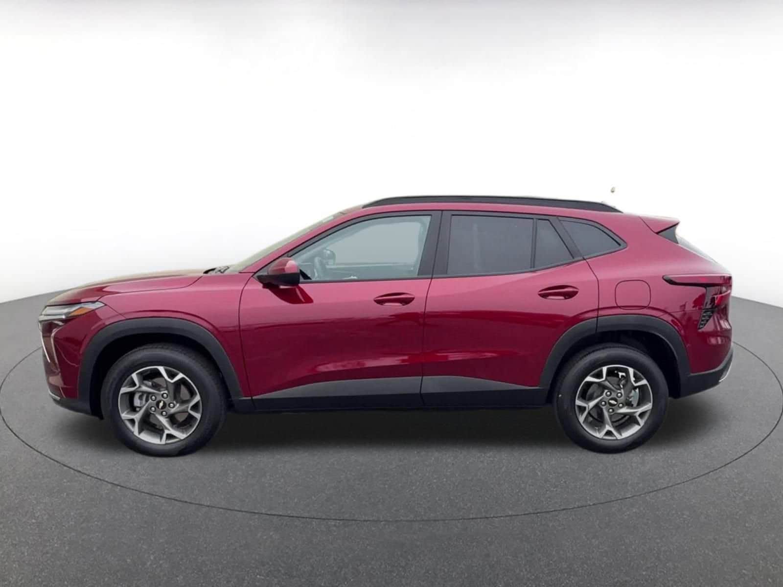 Thumbnail: 2025 Chevrolet Trax - 9