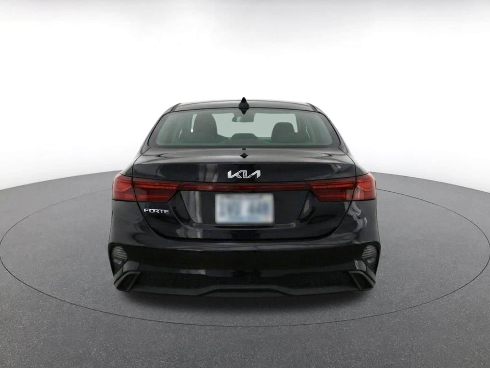 Thumbnail: 2024 Kia Forte - 8
