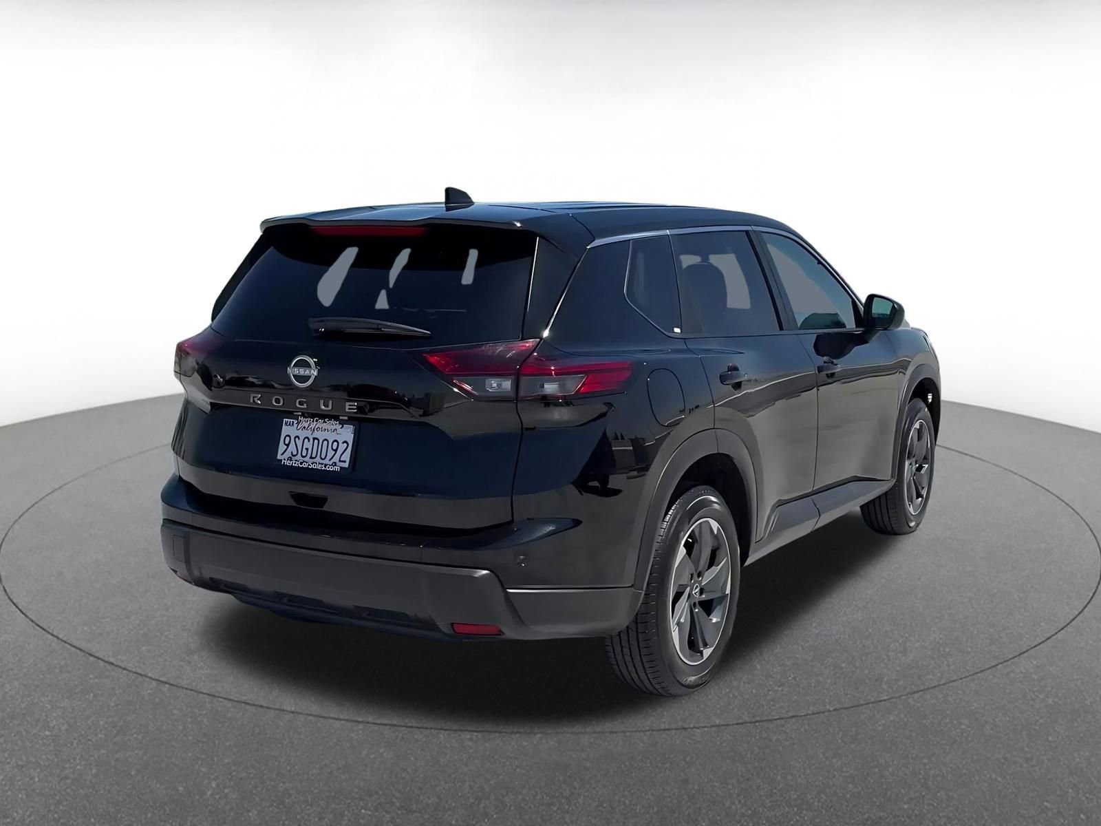 Thumbnail: 2025 Nissan Rogue - 15