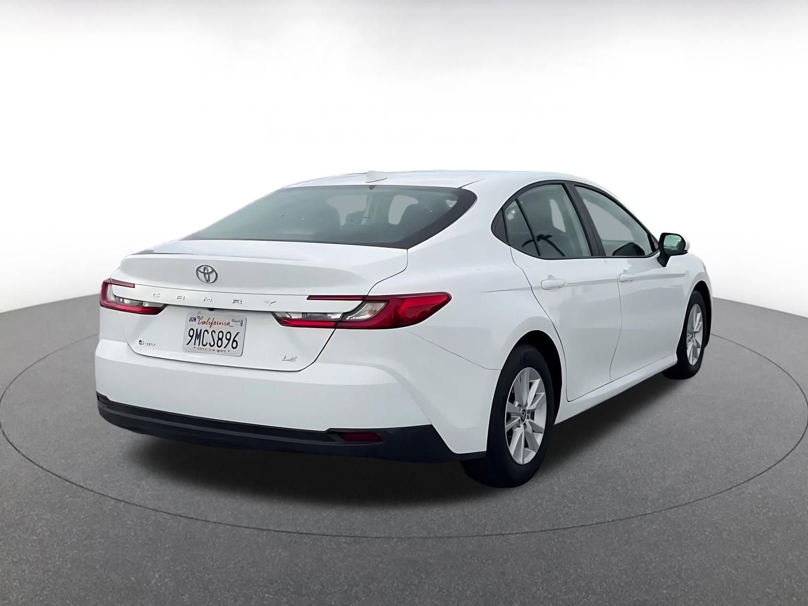 Thumbnail: 2025 Toyota Camry - 15