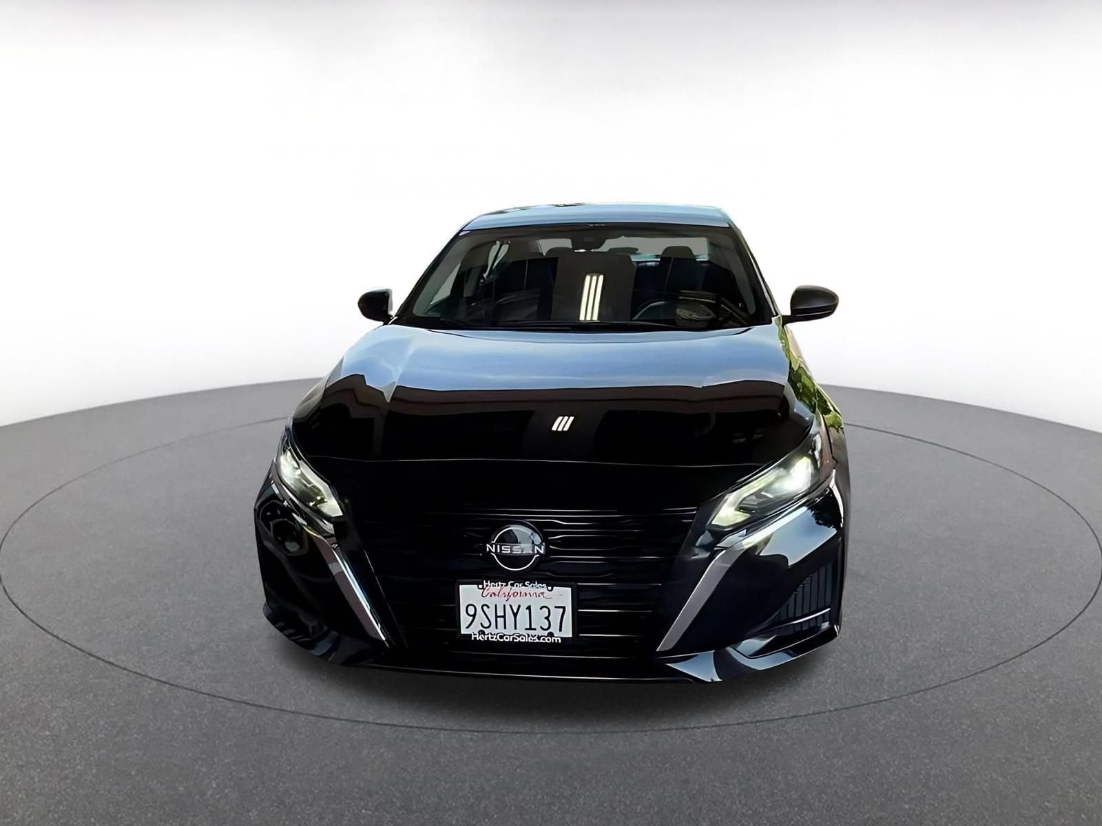 Thumbnail: 2025 Nissan Altima - 6
