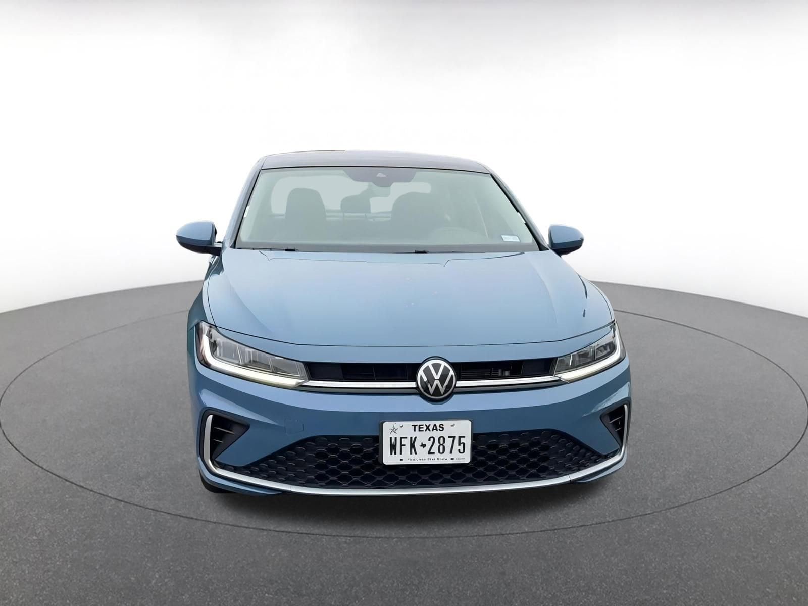 Thumbnail: 2025 Volkswagen Jetta - 4