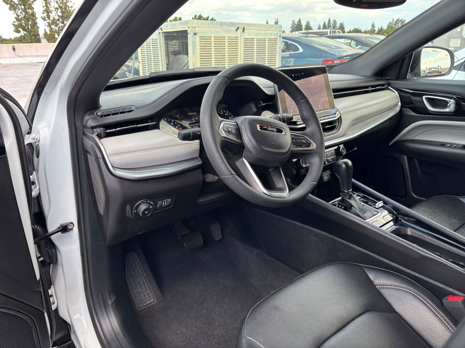 Thumbnail: 2025 Jeep Compass - 35