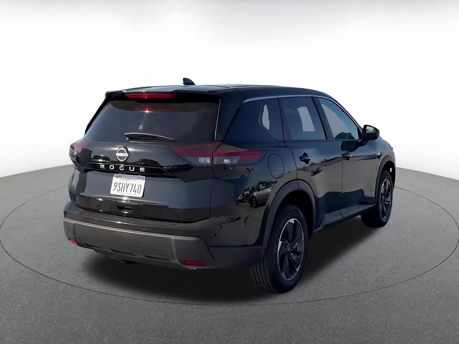 Thumbnail: 2025 Nissan Rogue - 13