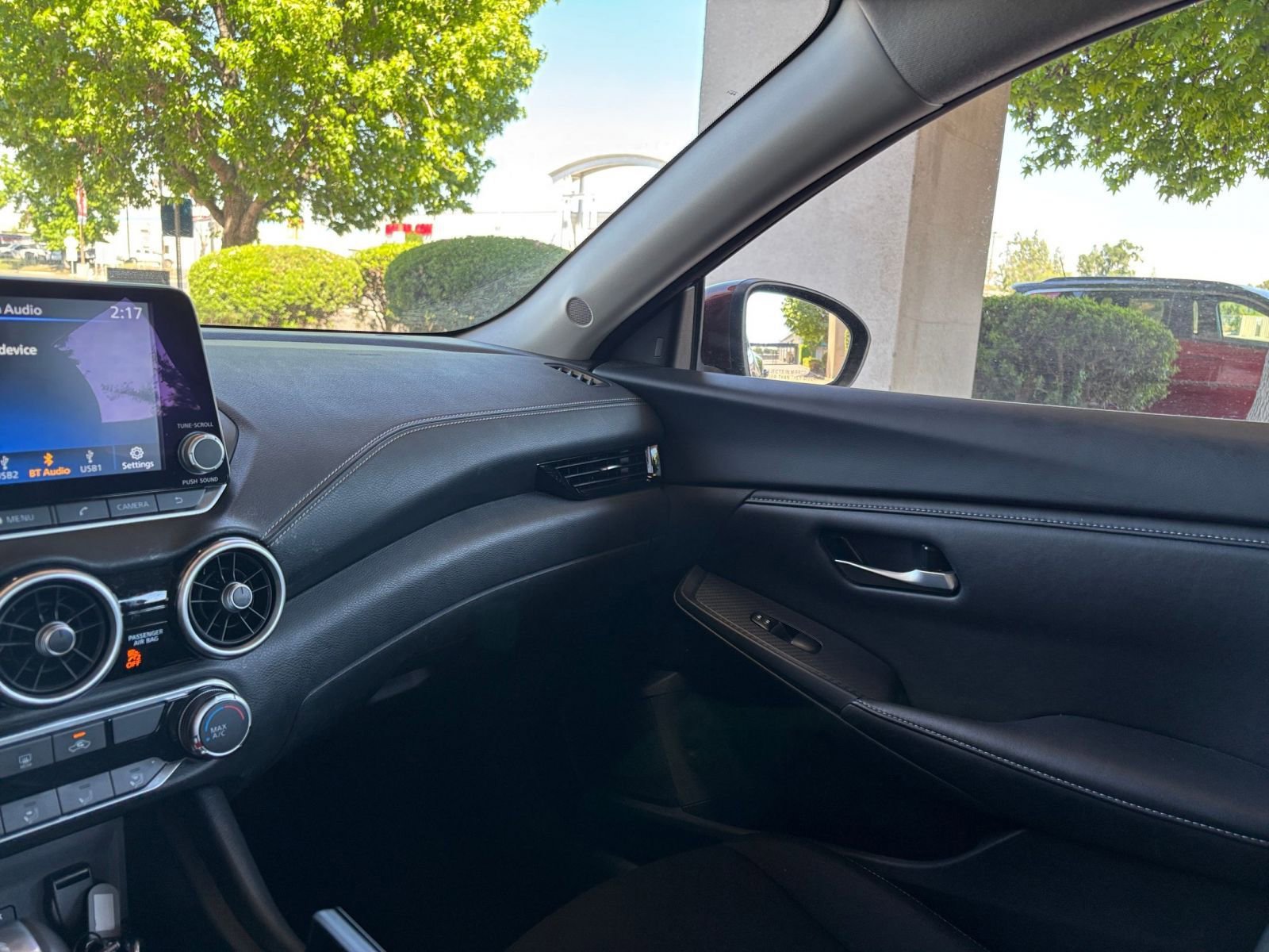 Thumbnail: 2025 Nissan Sentra - 33