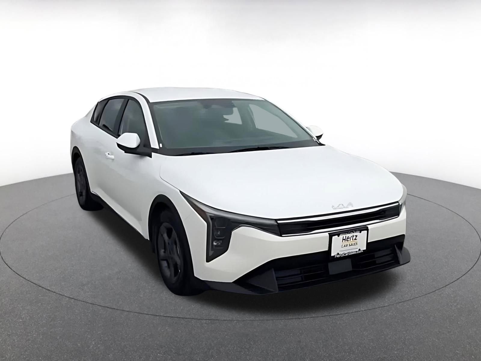 Thumbnail: 2025 Kia K4 - 3