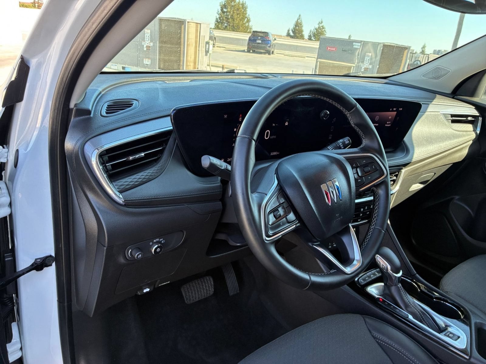 Thumbnail: 2025 Buick Encore GX - 33