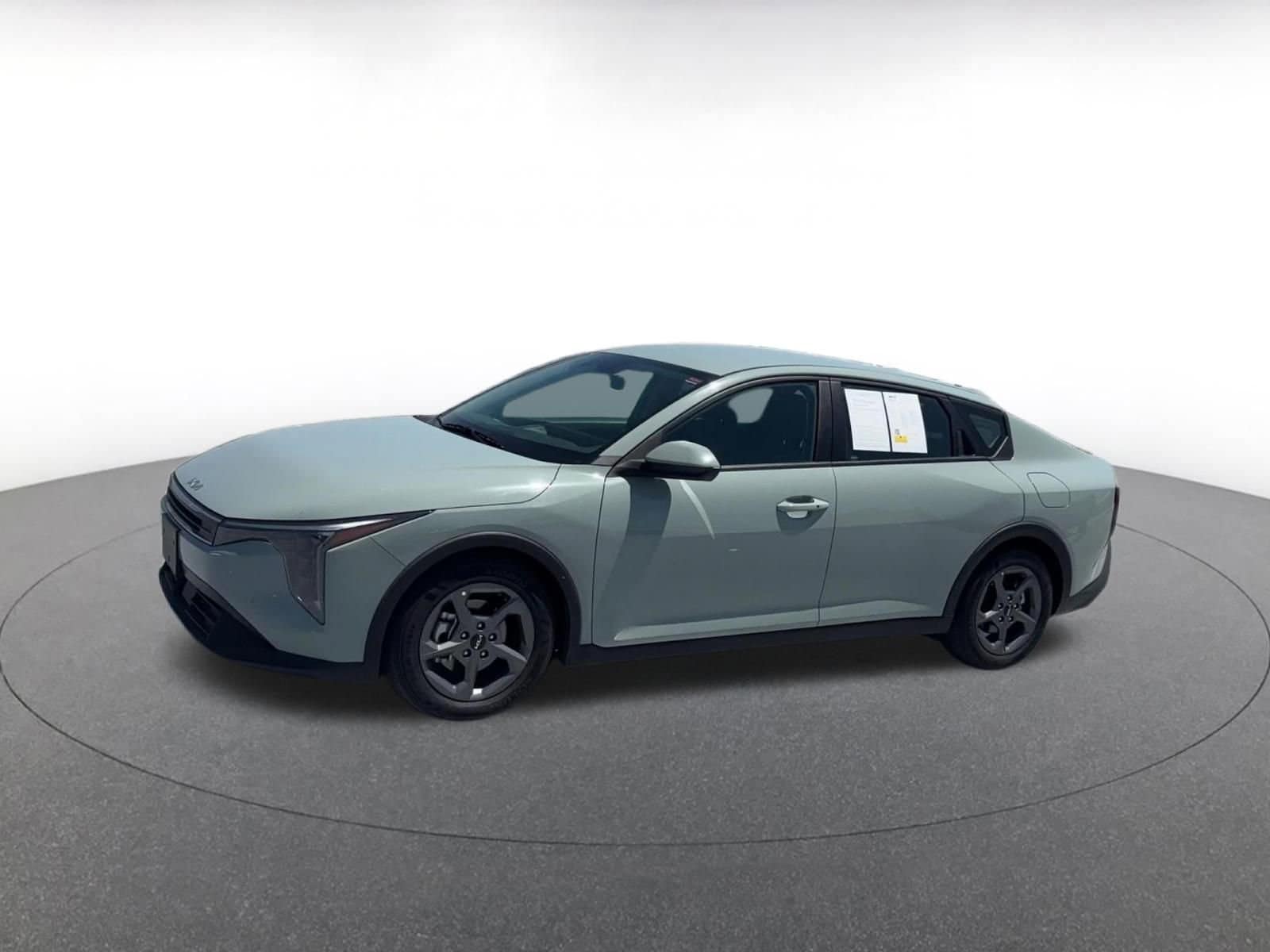 Thumbnail: 2025 Kia K4 - 8