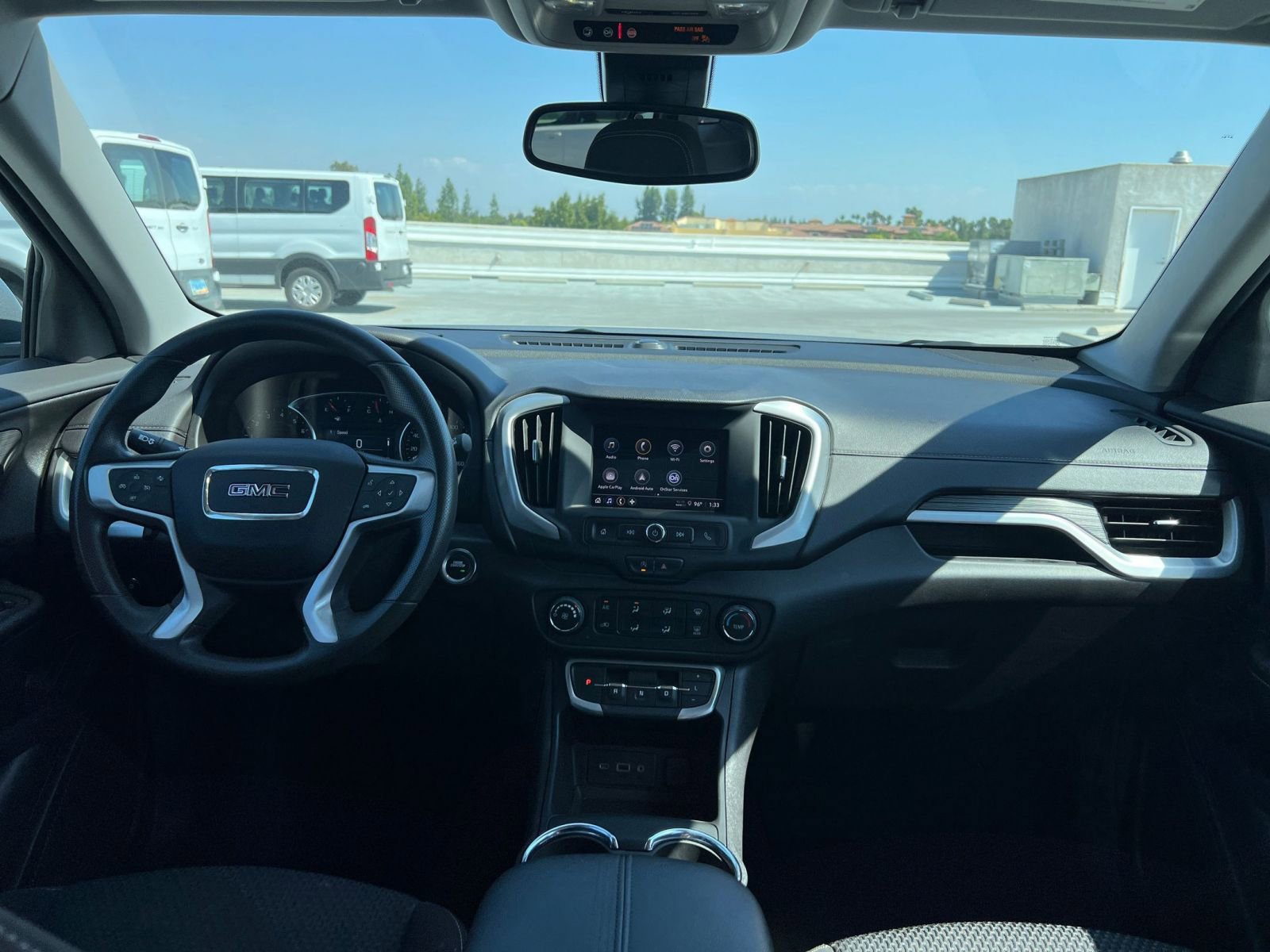 Thumbnail: 2024 GMC Terrain - 32