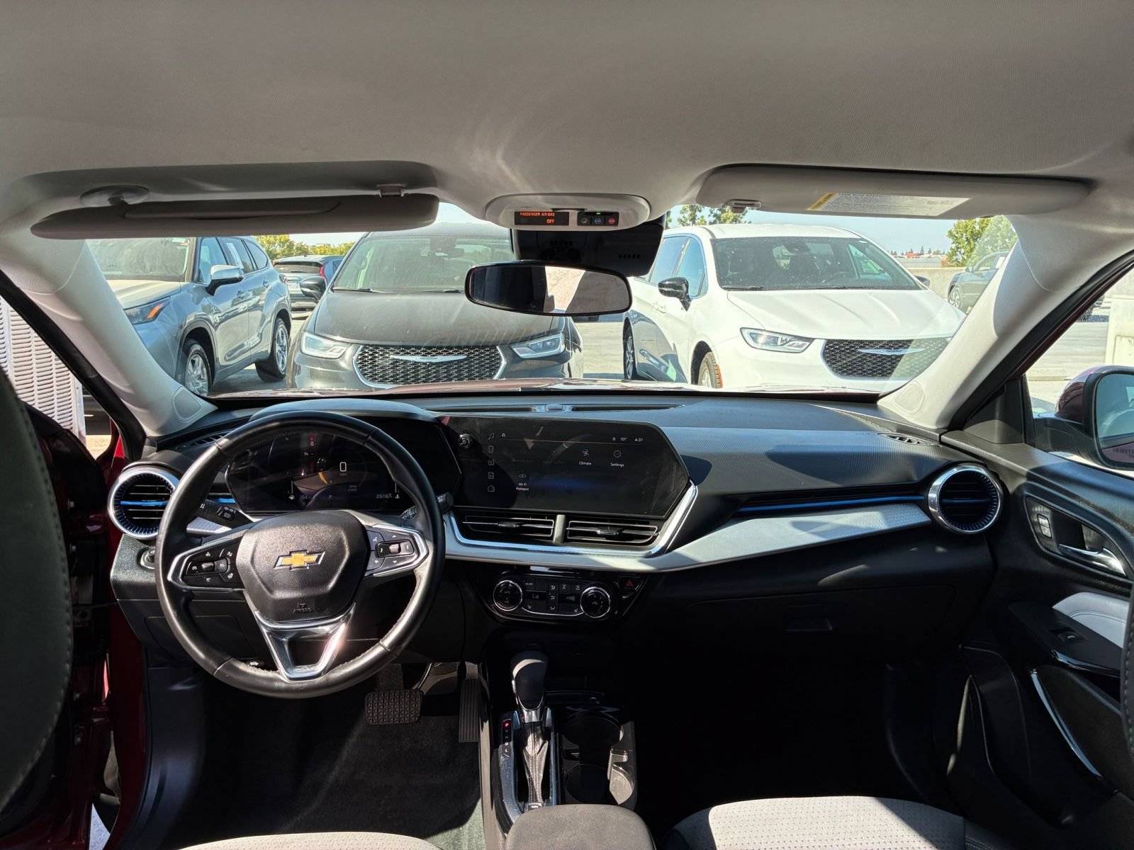 Thumbnail: 2025 Chevrolet Trax - 27