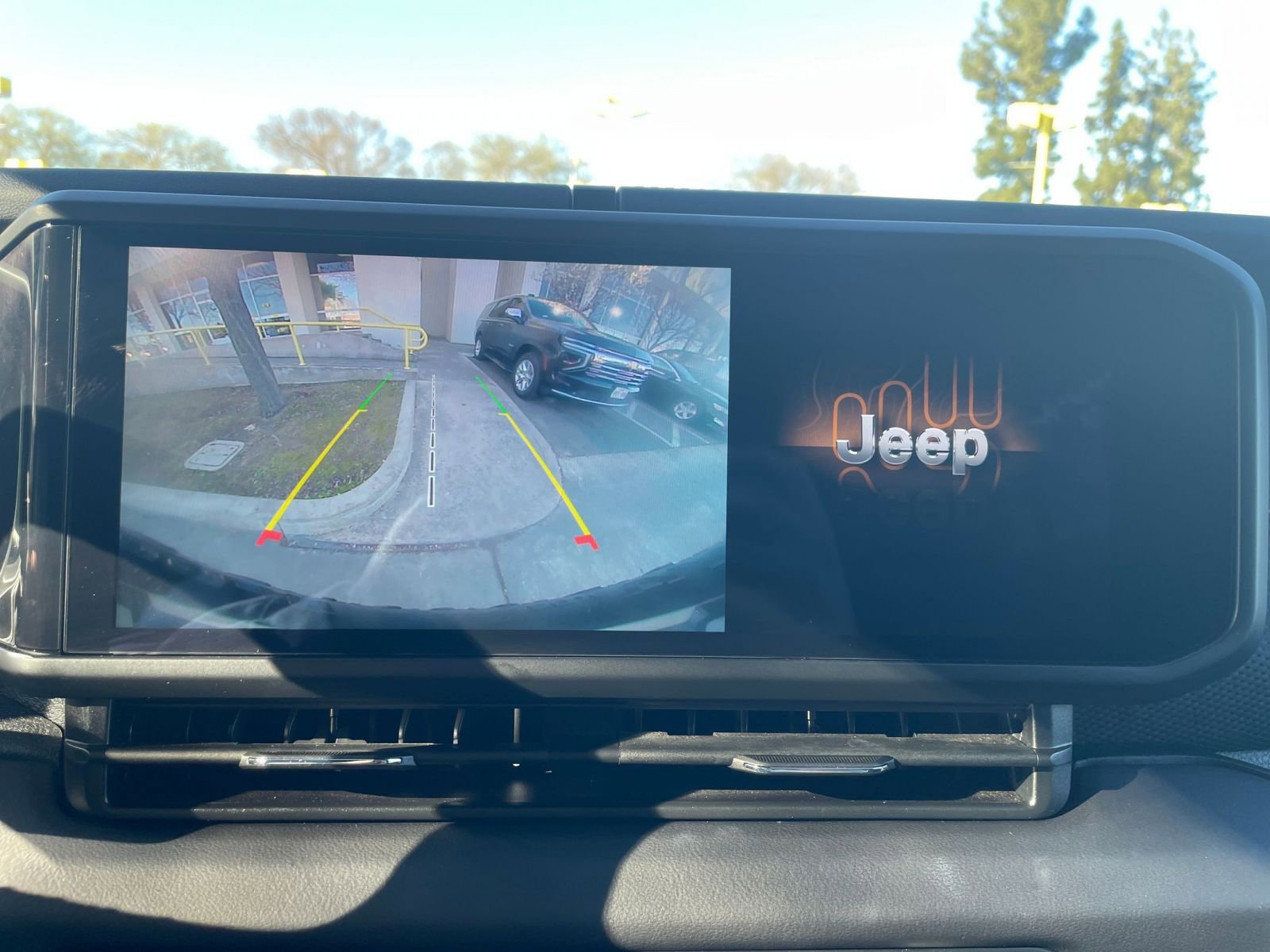 Thumbnail: 2025 Jeep Wrangler - 23