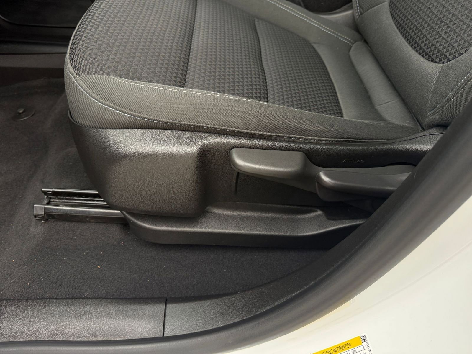 Thumbnail: 2023 Chevrolet Bolt EV - 27