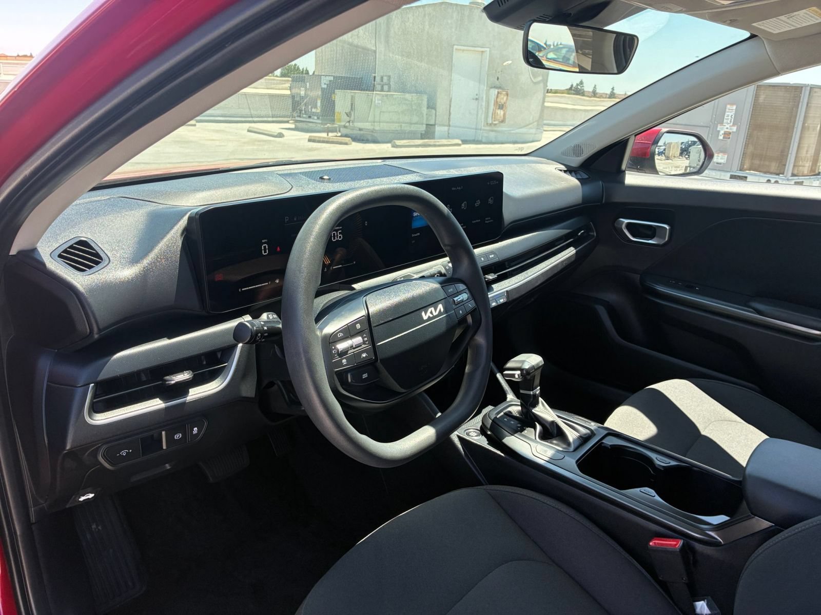 Thumbnail: 2026 Kia K4 - 32