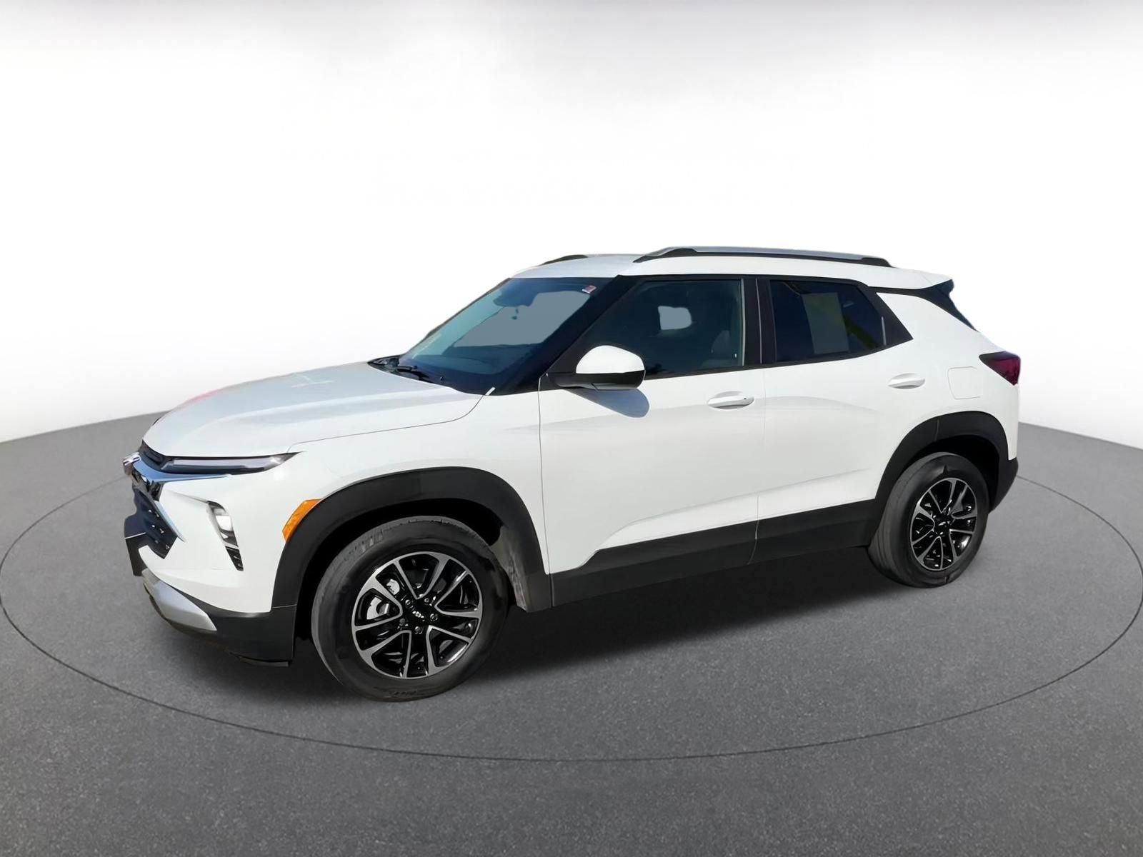 Thumbnail: 2025 Chevrolet TrailBlazer - 8