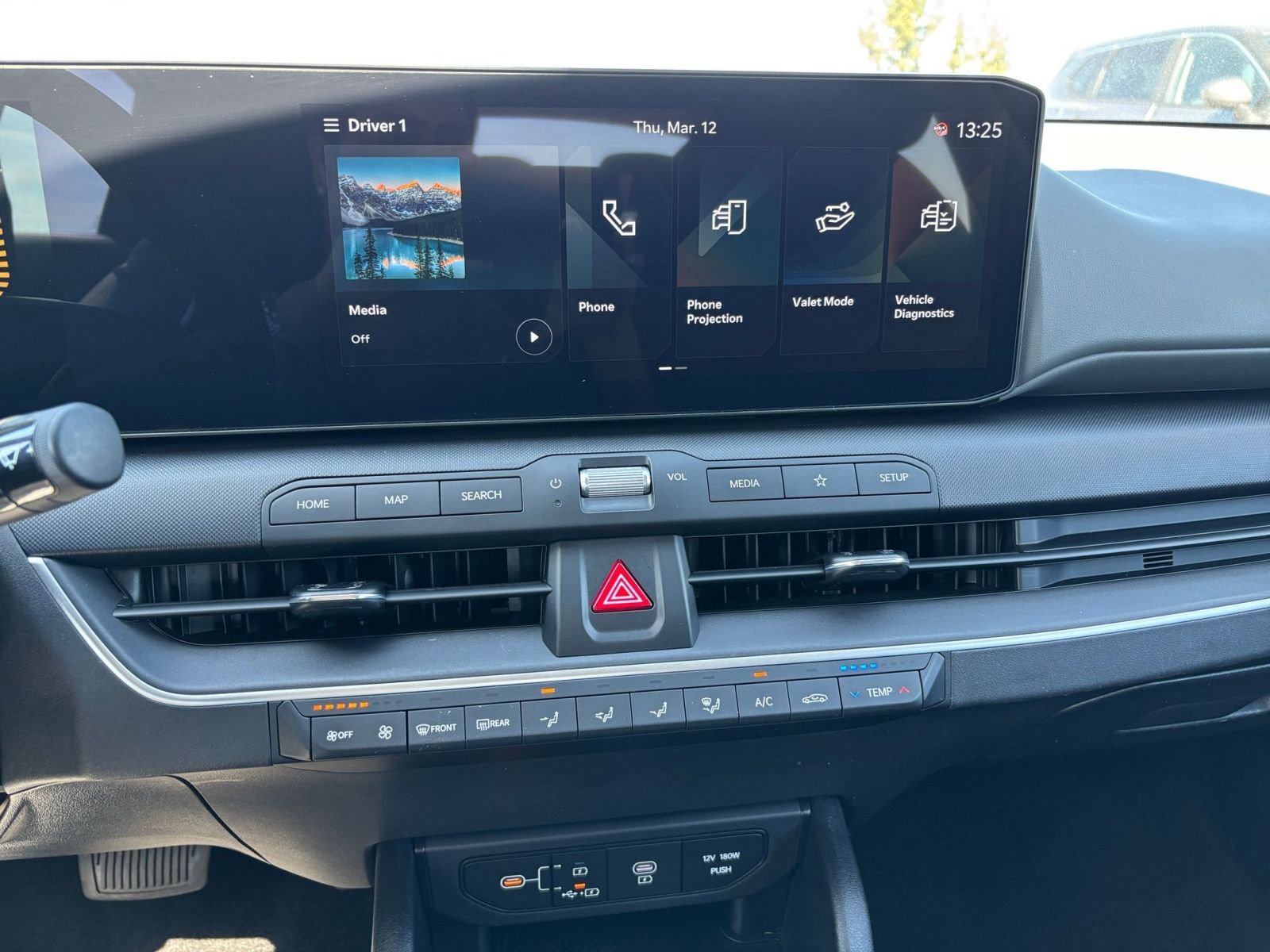 Thumbnail: 2025 Kia K4 - 21