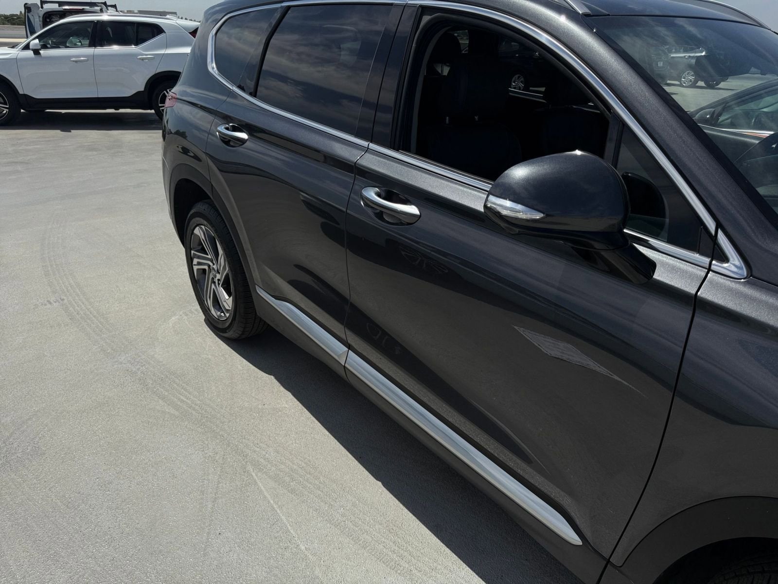 Thumbnail: 2023 Hyundai Santa Fe - 16