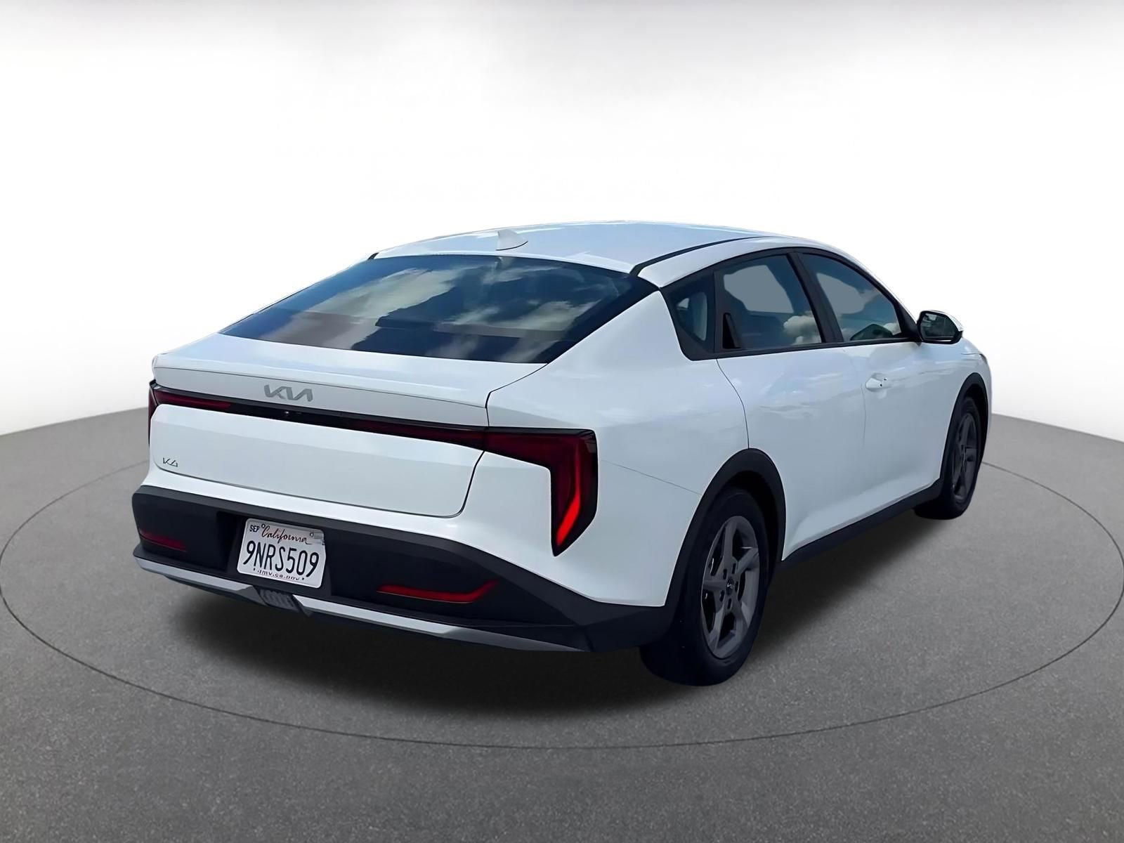 Thumbnail: 2025 Kia K4 - 14
