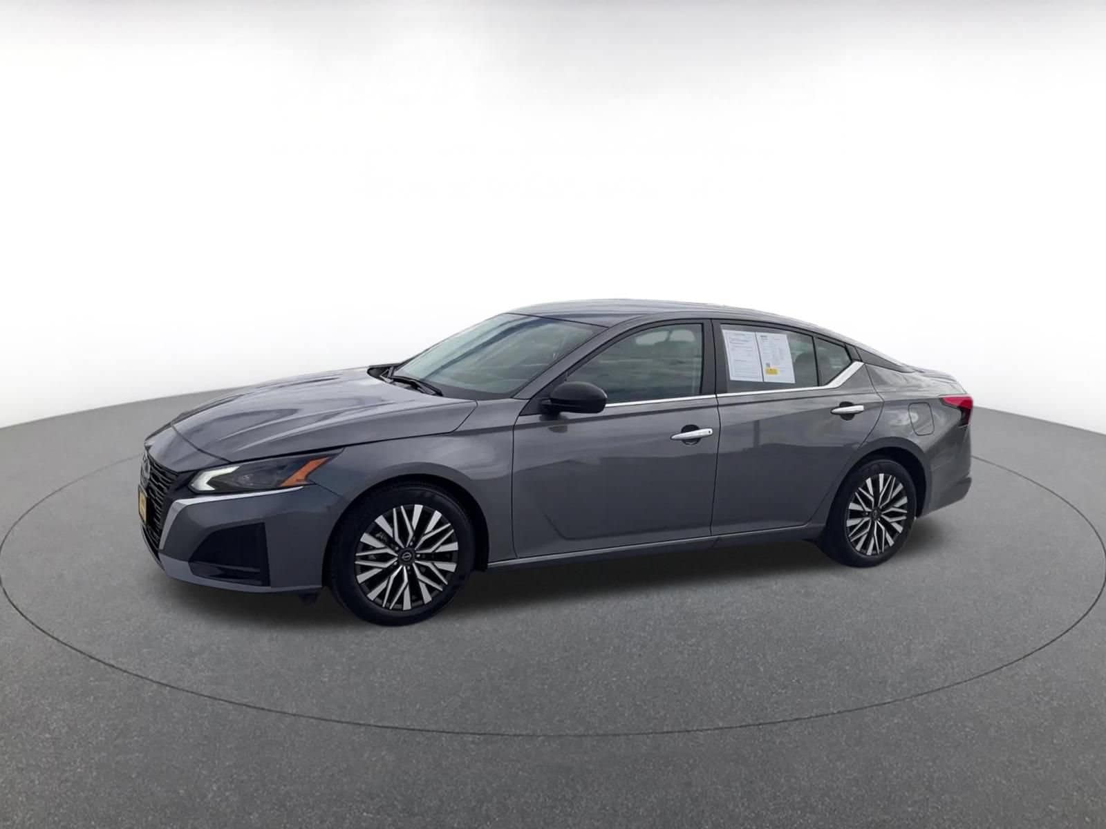 Thumbnail: 2025 Nissan Altima - 6