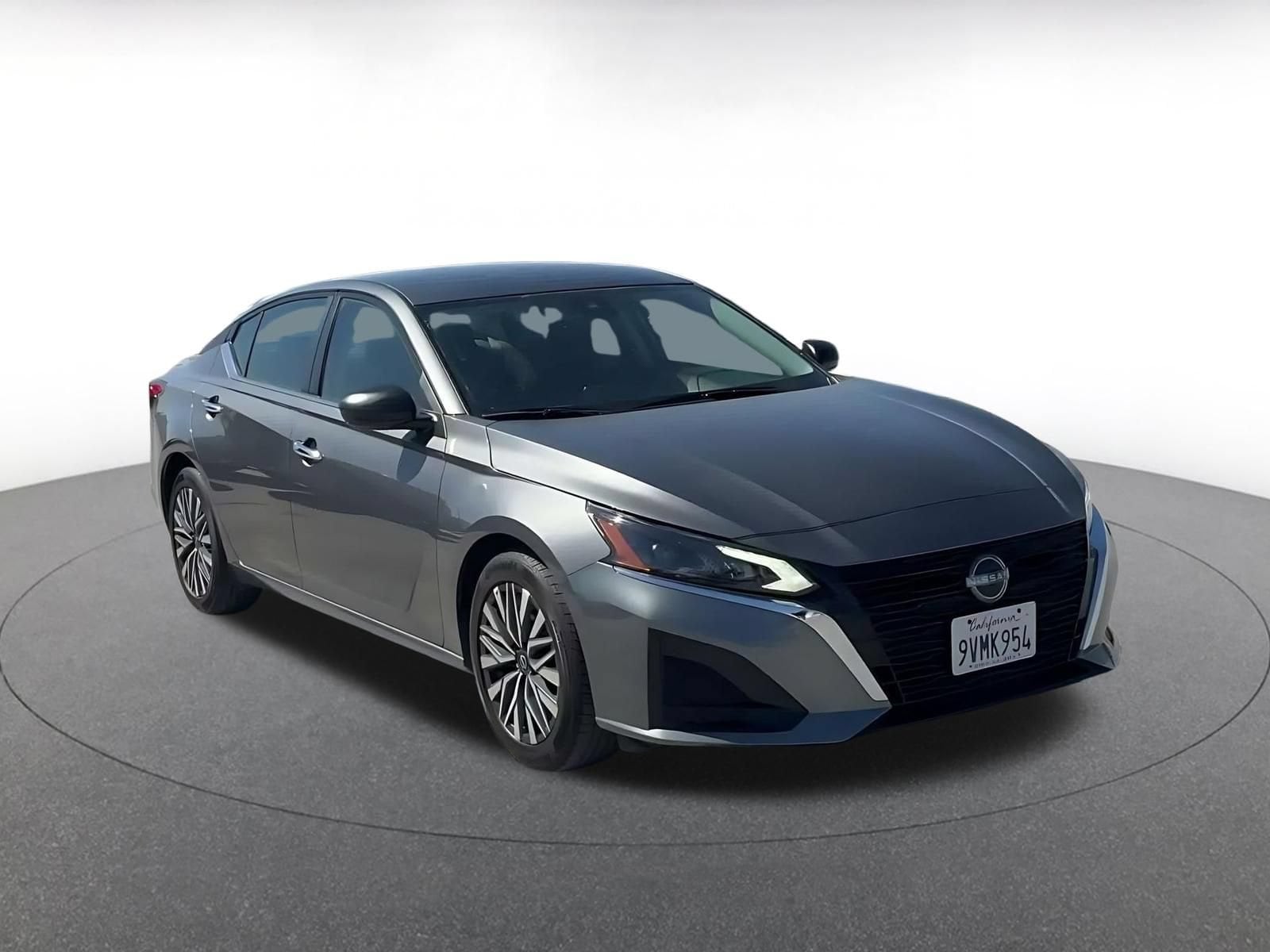 Thumbnail: 2025 Nissan Altima - 3