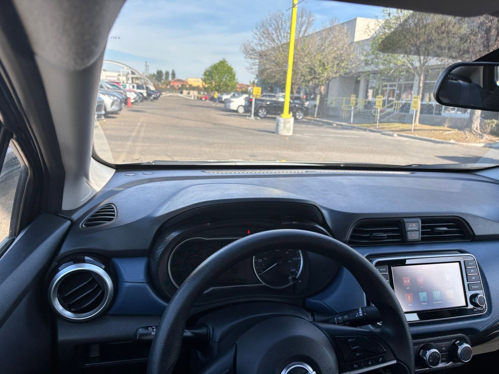 Thumbnail: 2025 Nissan Versa - 32