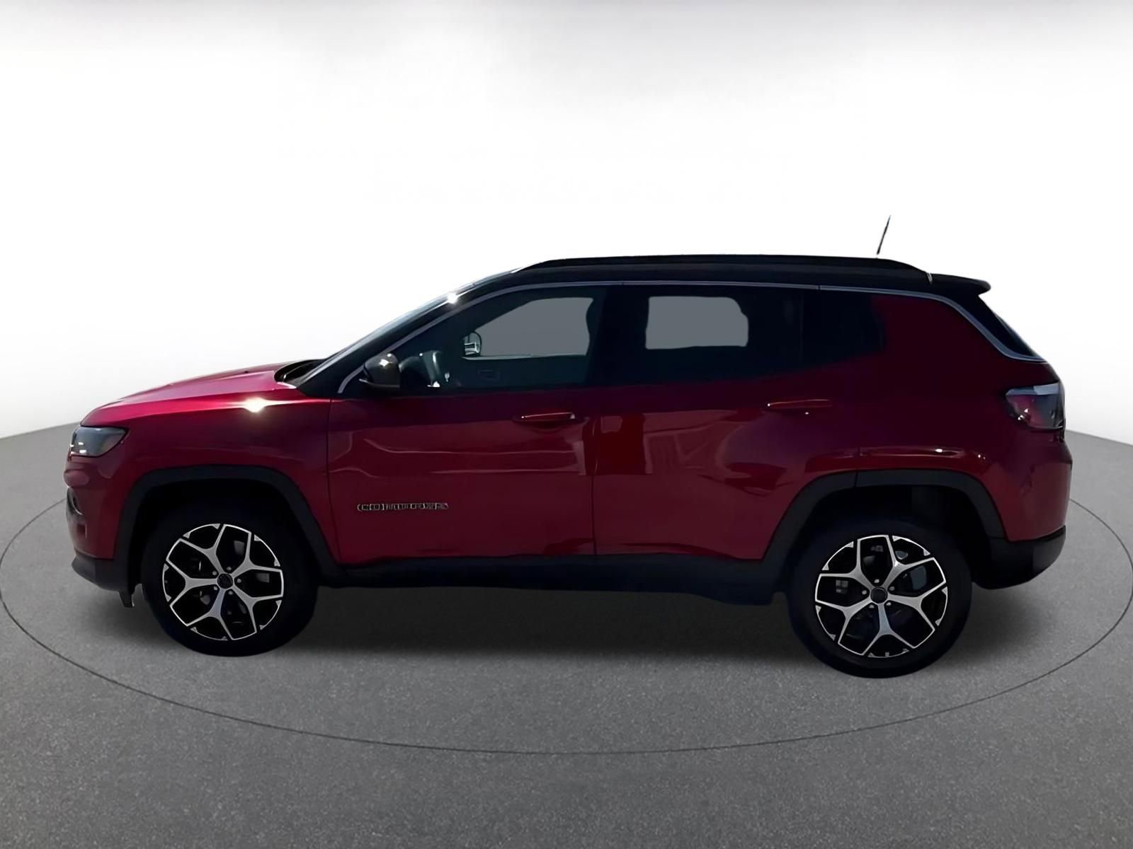 Thumbnail: 2025 Jeep Compass - 9