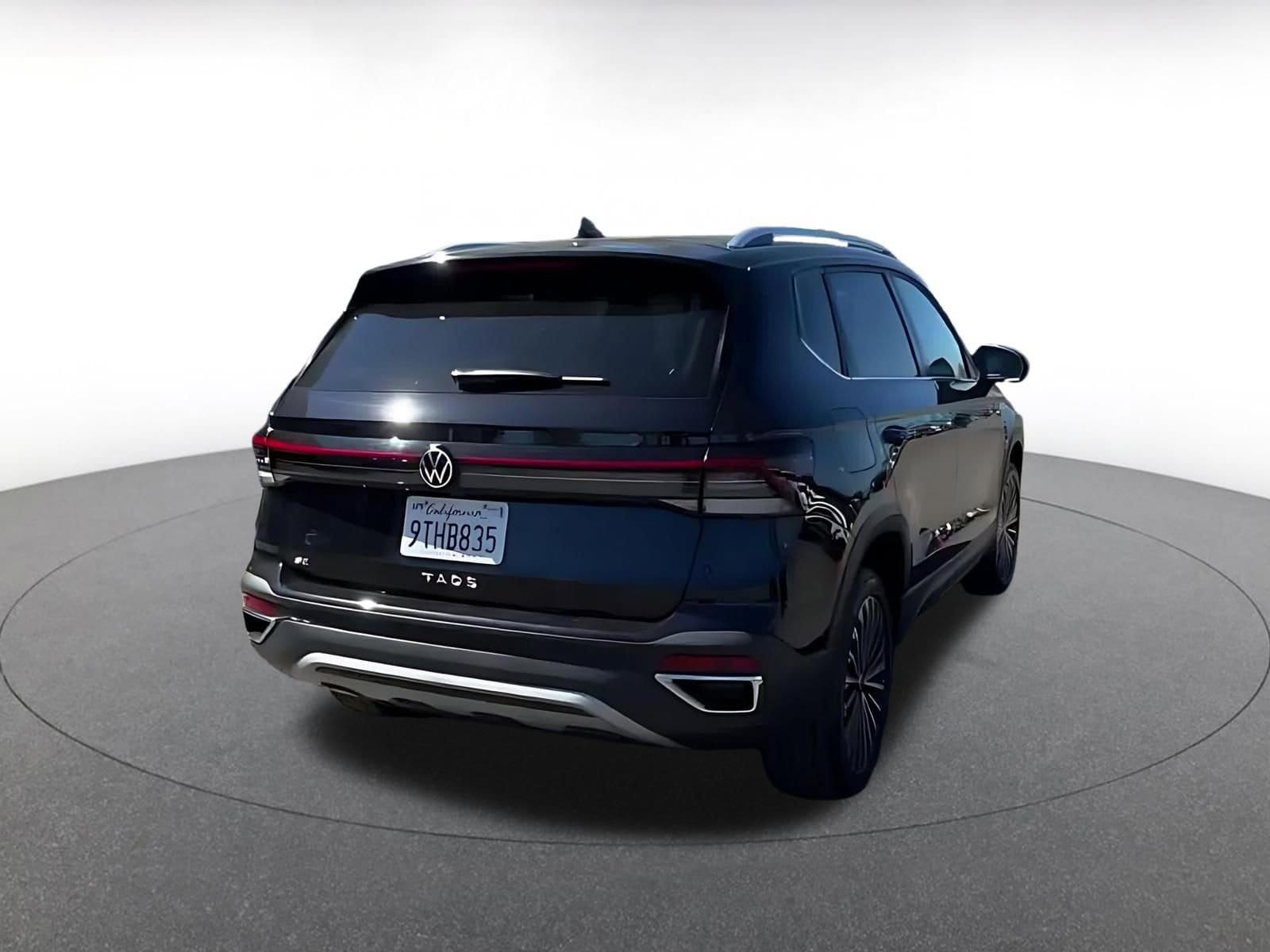 Thumbnail: 2025 Volkswagen Taos - 15