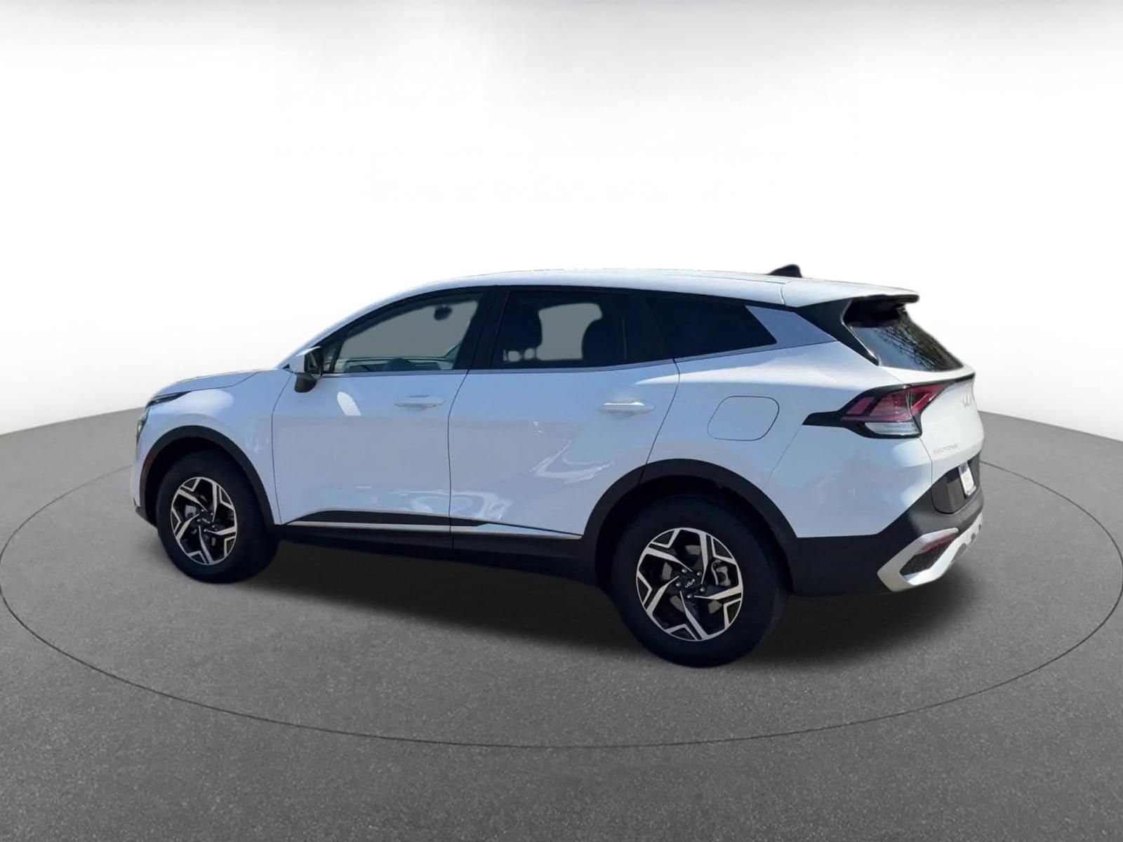 Thumbnail: 2025 Kia Sportage - 10