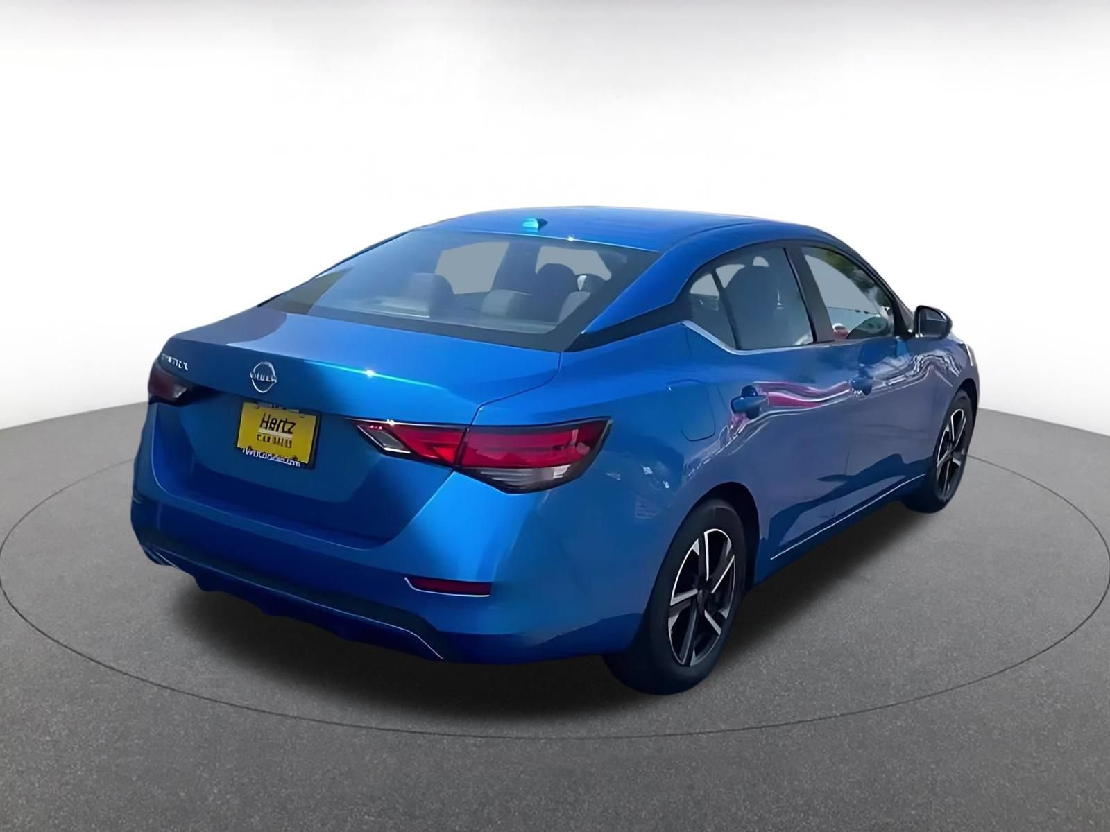 Thumbnail: 2025 Nissan Sentra - 10
