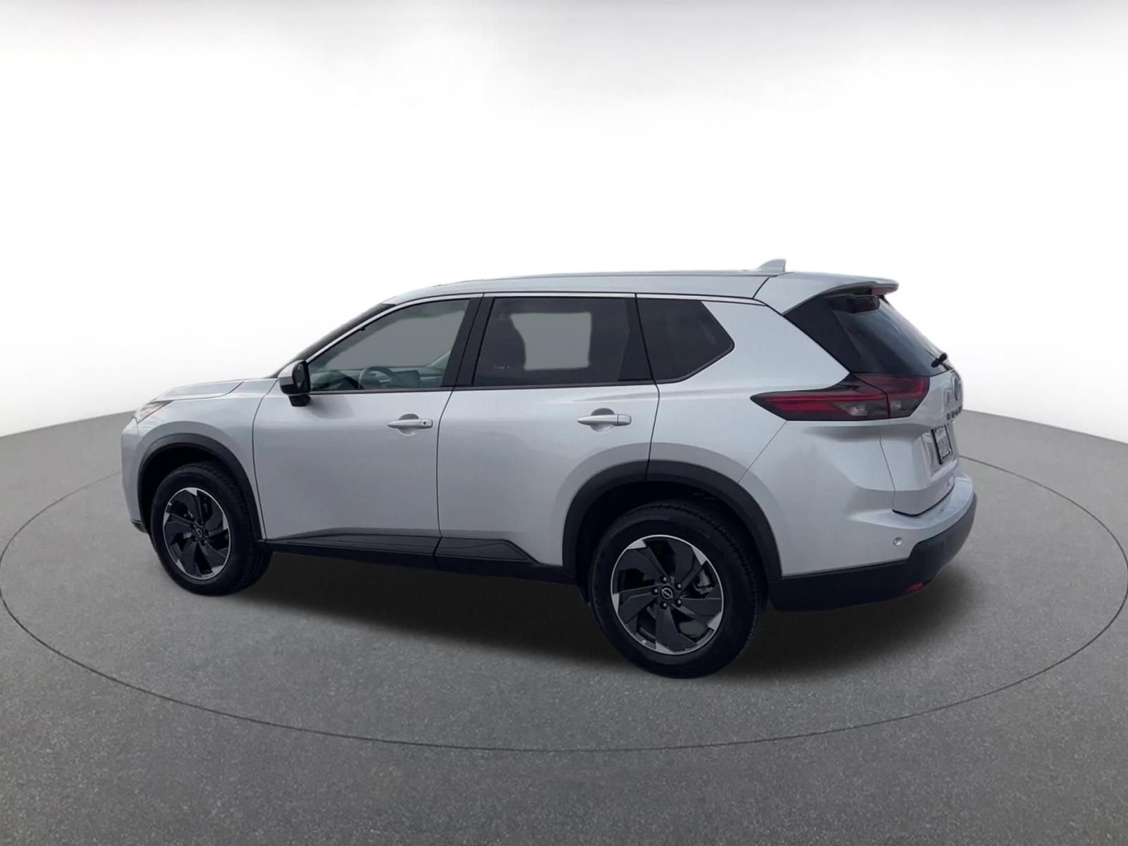 Thumbnail: 2025 Nissan Rogue - 10