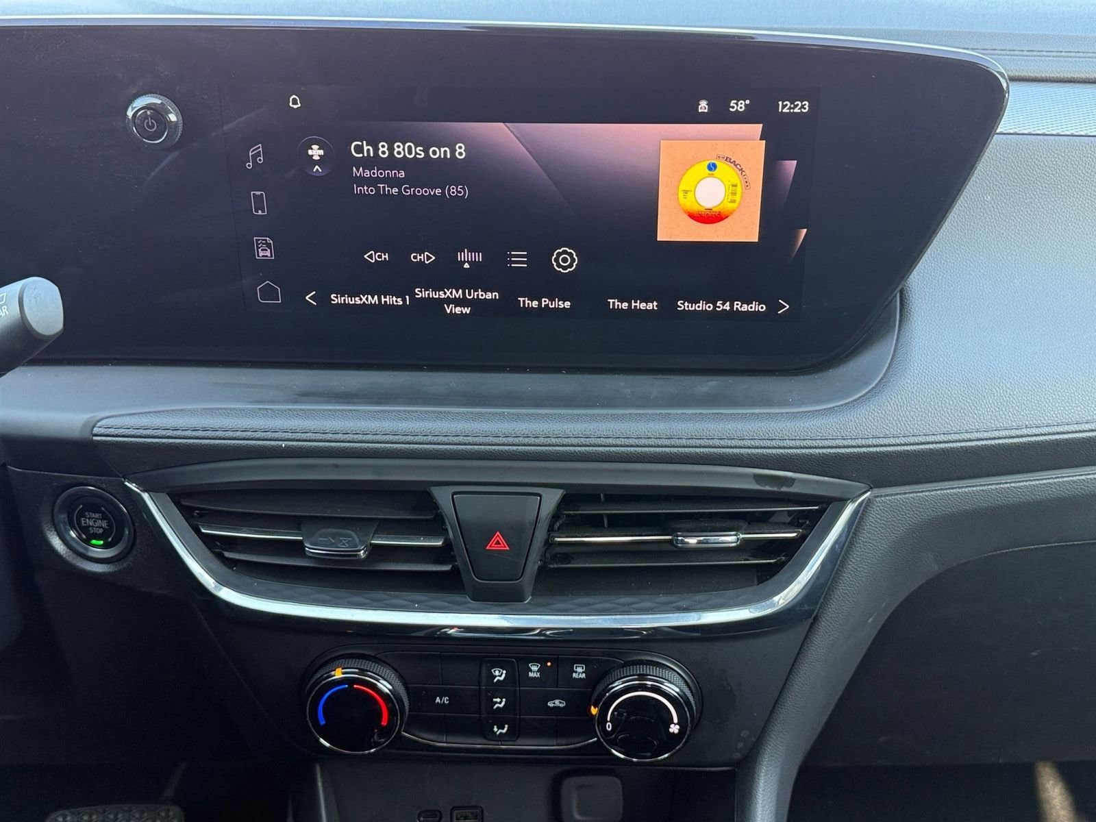 Thumbnail: 2025 Buick Encore GX - 21