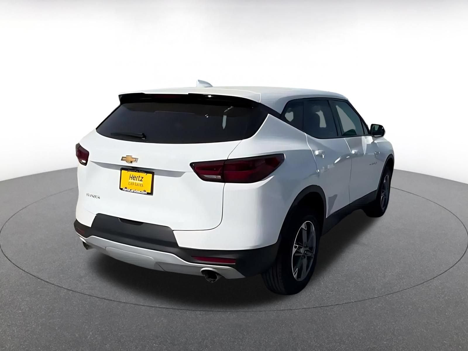 Thumbnail: 2026 Chevrolet Blazer - 10