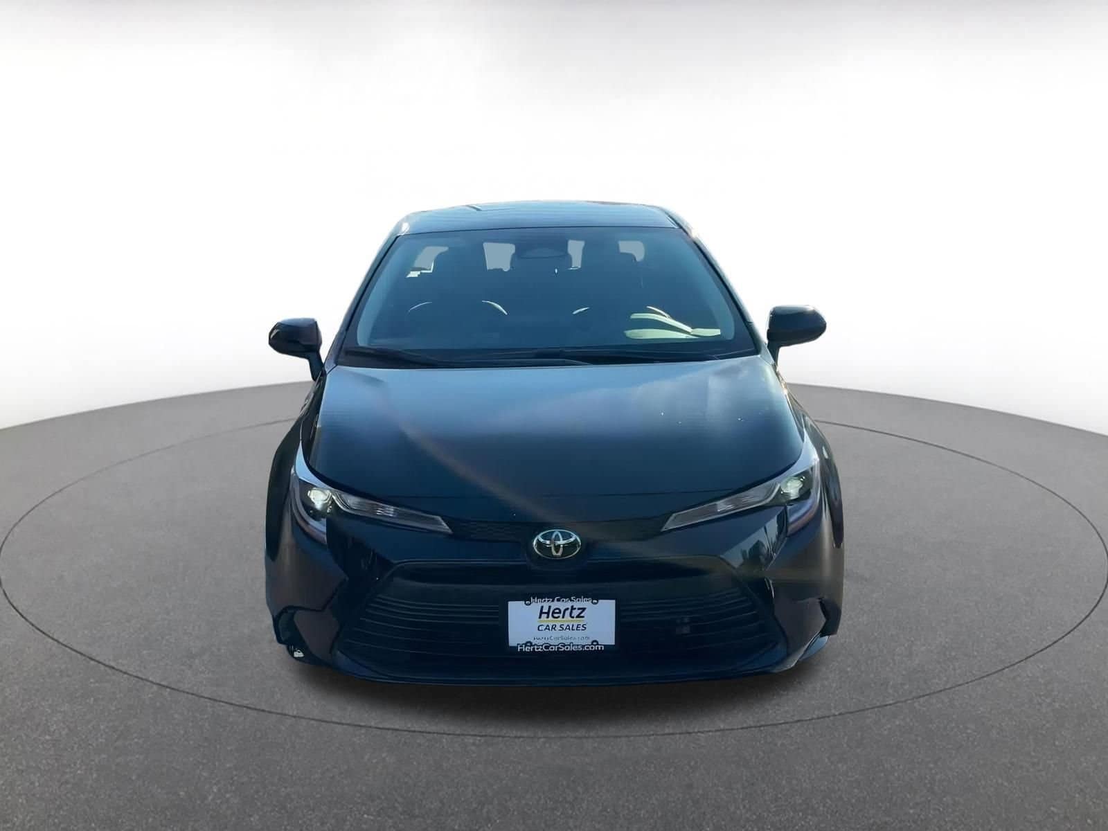 Thumbnail: 2025 Toyota Corolla - 4