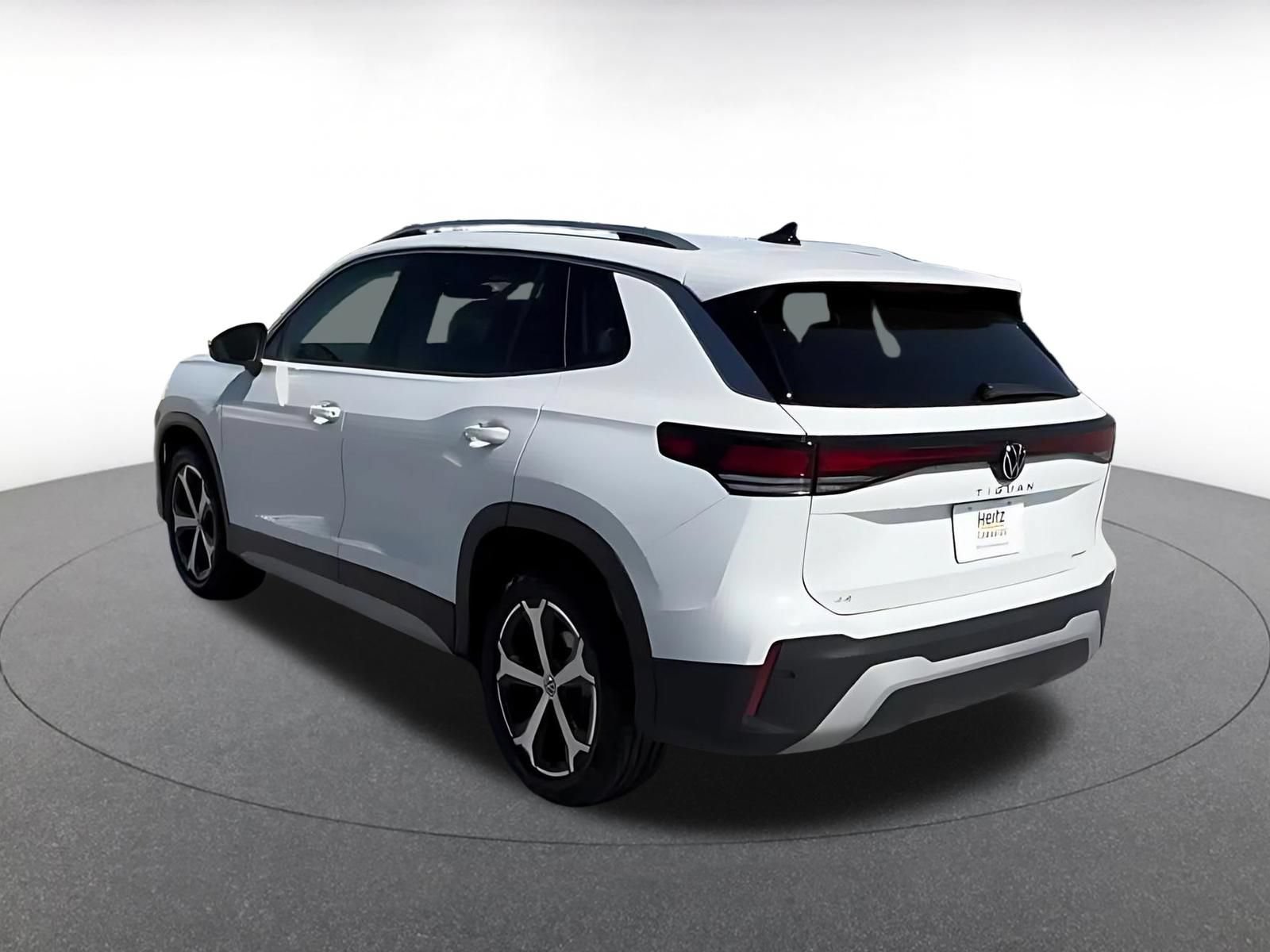 Thumbnail: 2026 Volkswagen Tiguan - 10