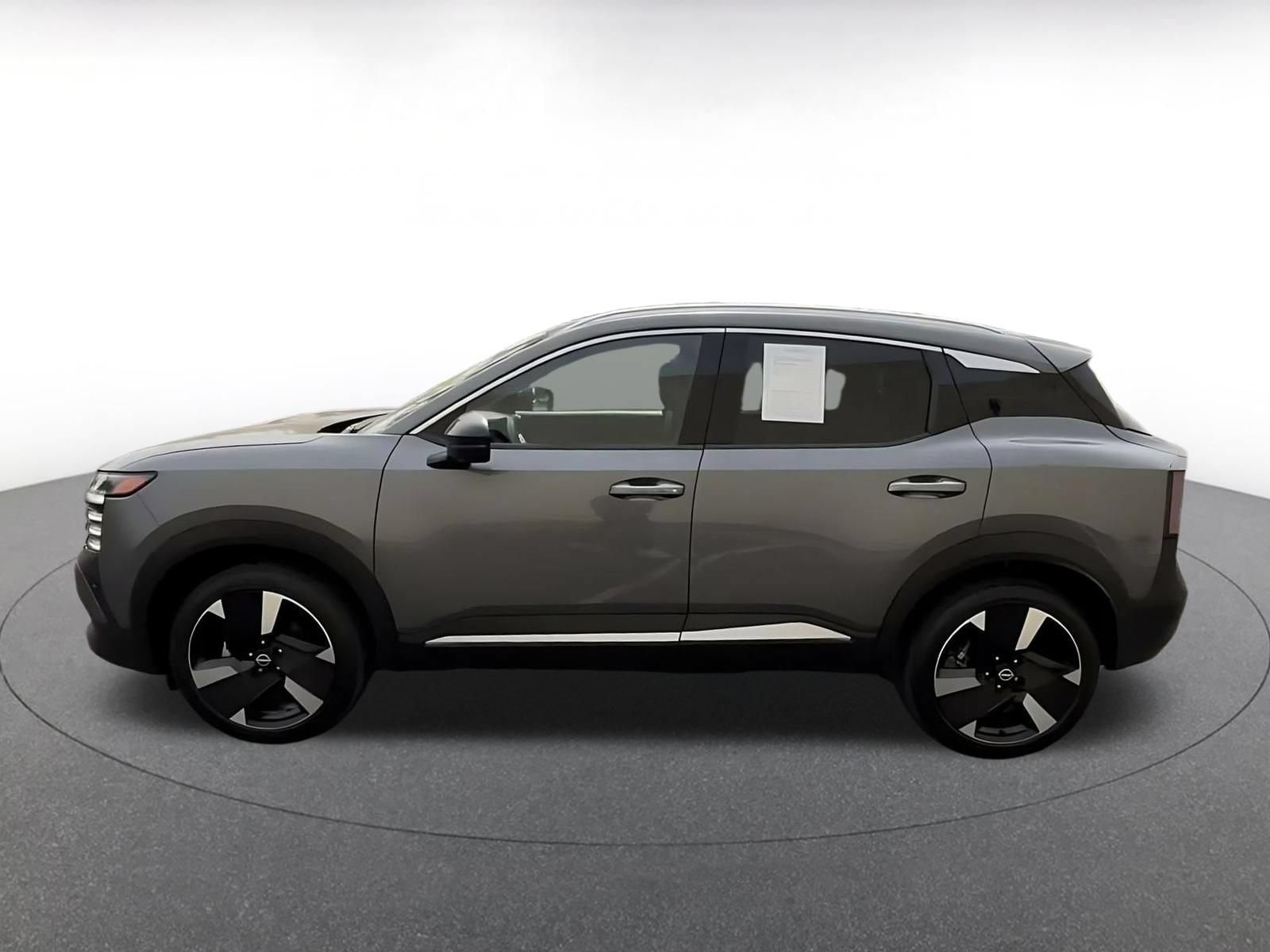 Thumbnail: 2026 Nissan Kicks - 8