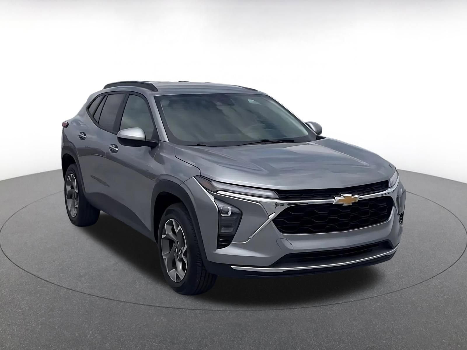 Thumbnail: 2025 Chevrolet Trax - 3