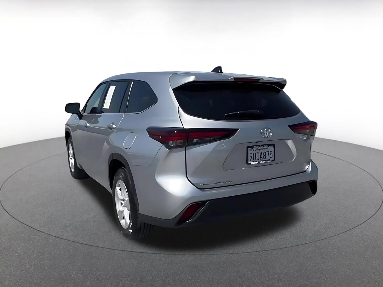 Thumbnail: 2025 Toyota Highlander - 11
