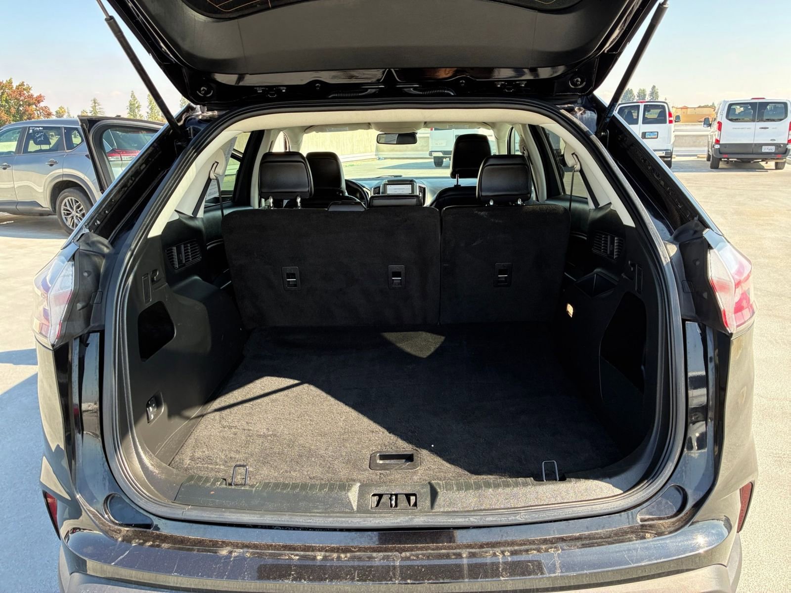 Thumbnail: 2024 Ford Edge - 31