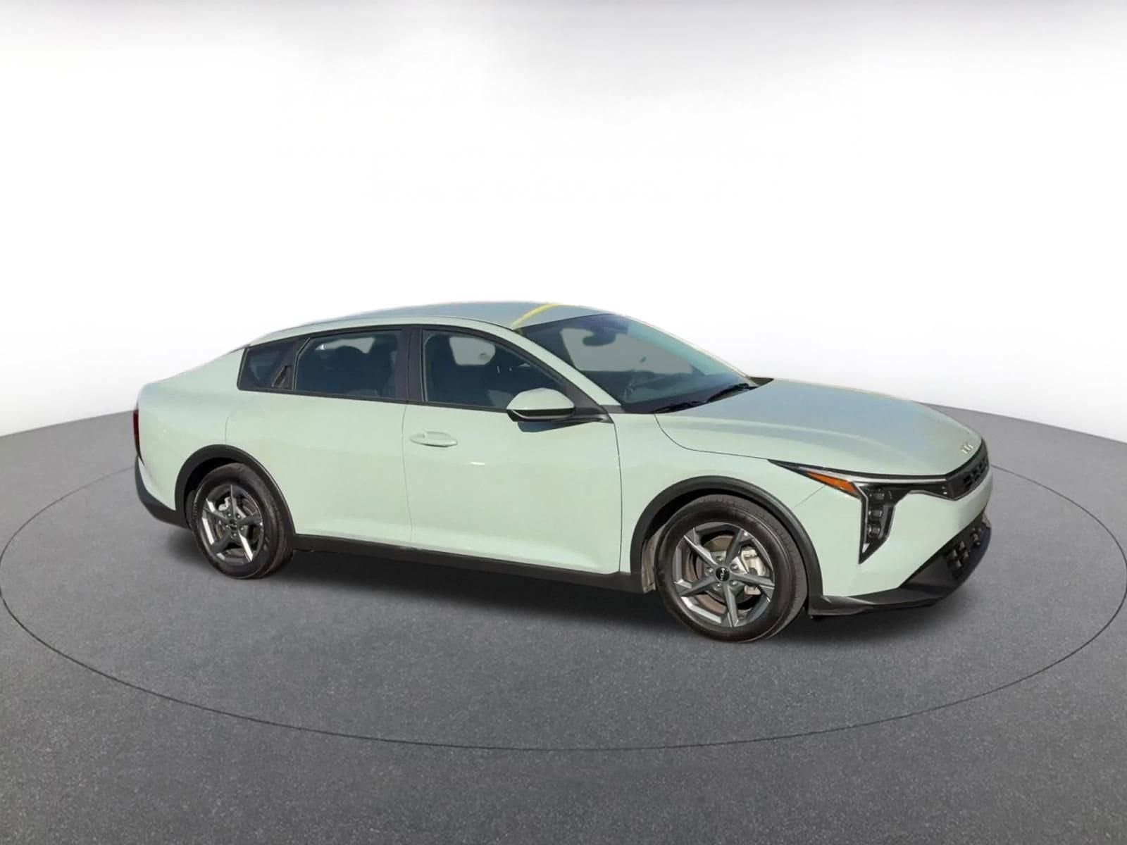 Thumbnail: 2025 Kia K4 - 2