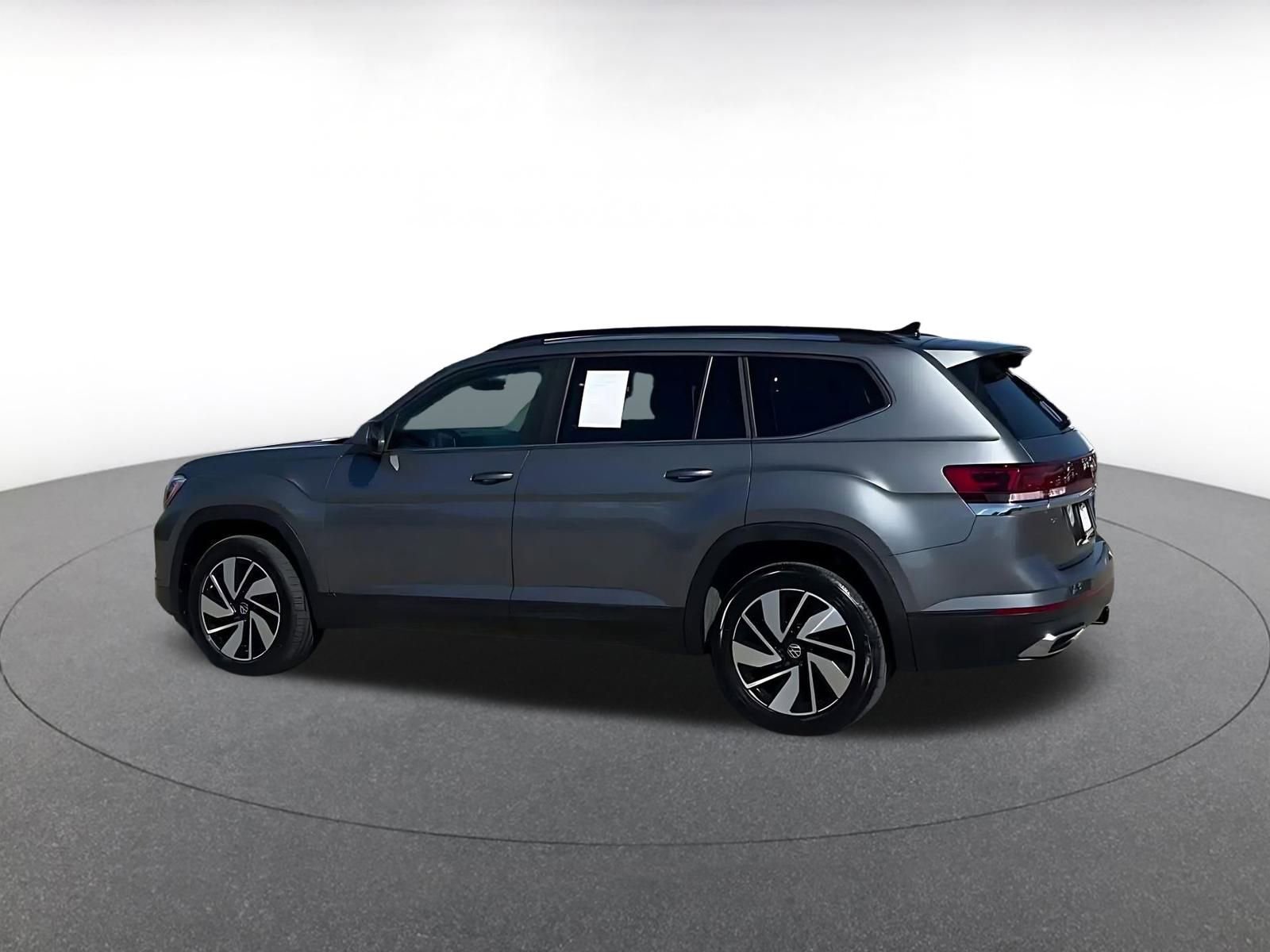 Thumbnail: 2024 Volkswagen Atlas - 10