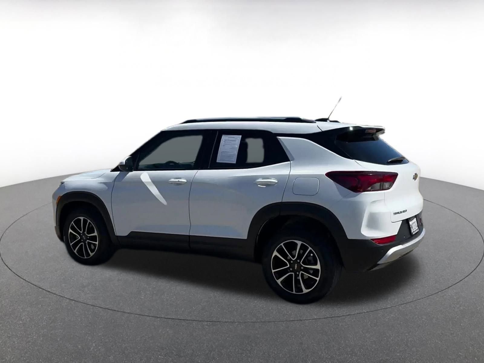 Thumbnail: 2024 Chevrolet TrailBlazer - 10