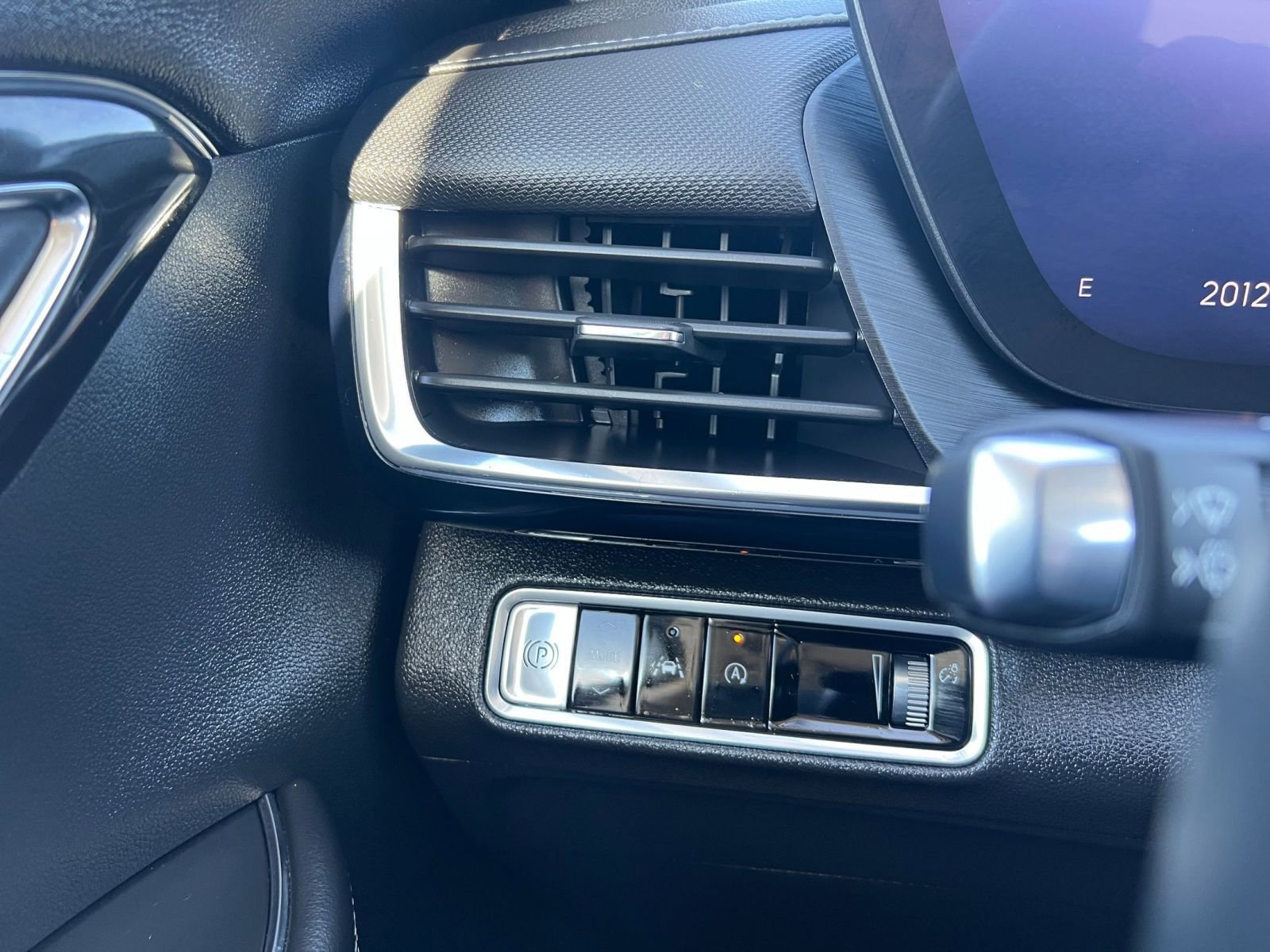 Thumbnail: 2024 Buick Envision - 34