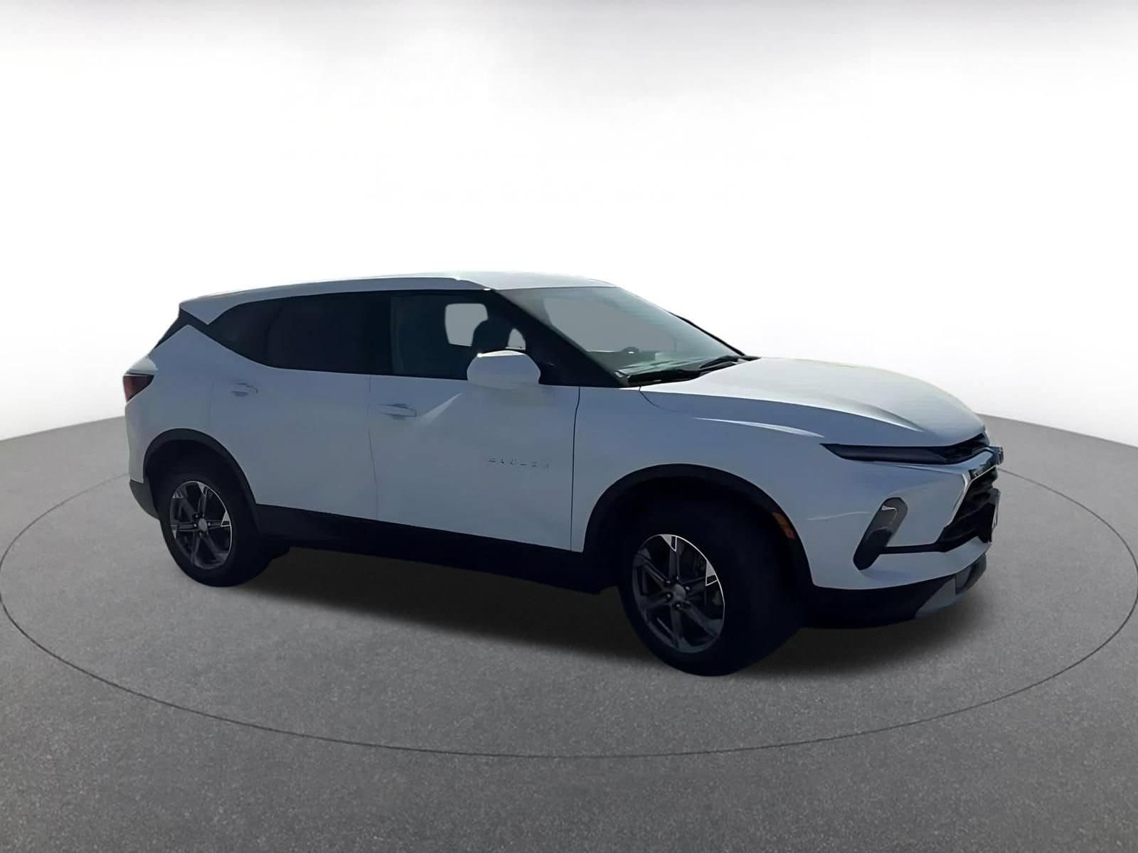 Thumbnail: 2025 Chevrolet Blazer - 2
