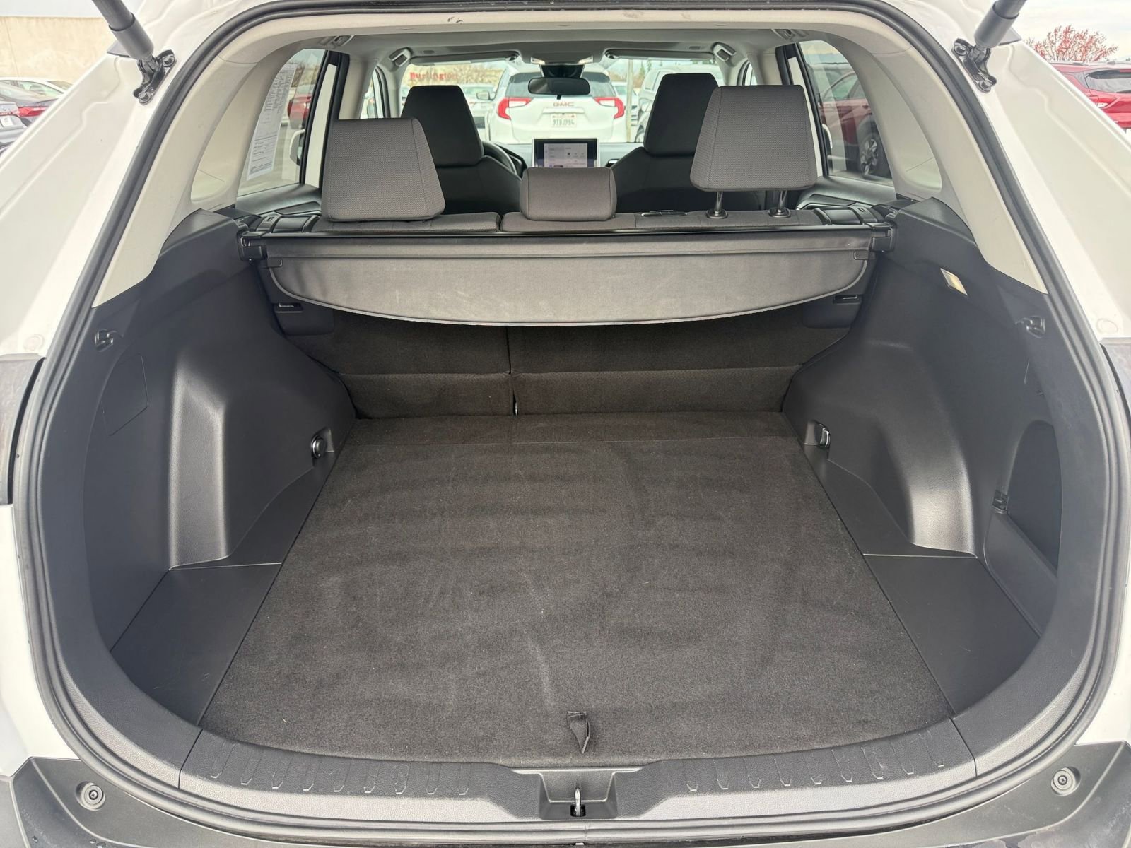 Thumbnail: 2025 Toyota RAV4 - 30