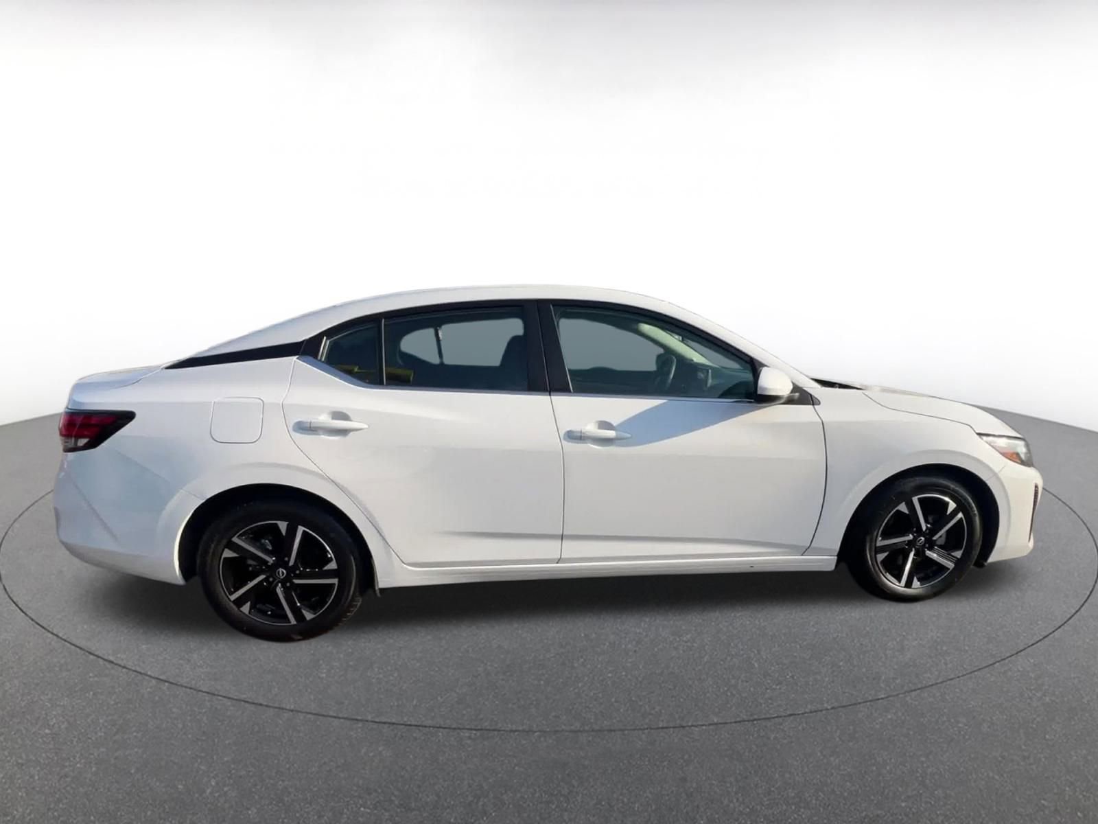 Thumbnail: 2024 Nissan Sentra - 16