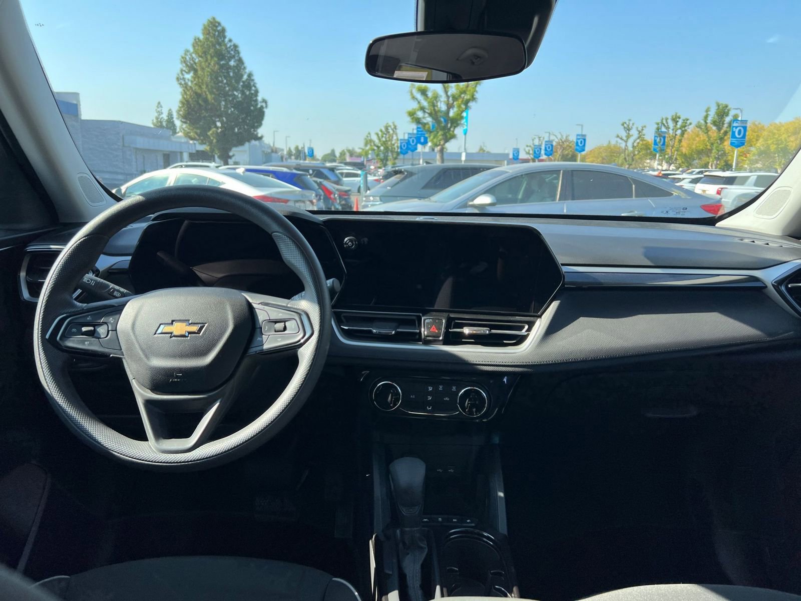 Thumbnail: 2025 Chevrolet TrailBlazer - 31