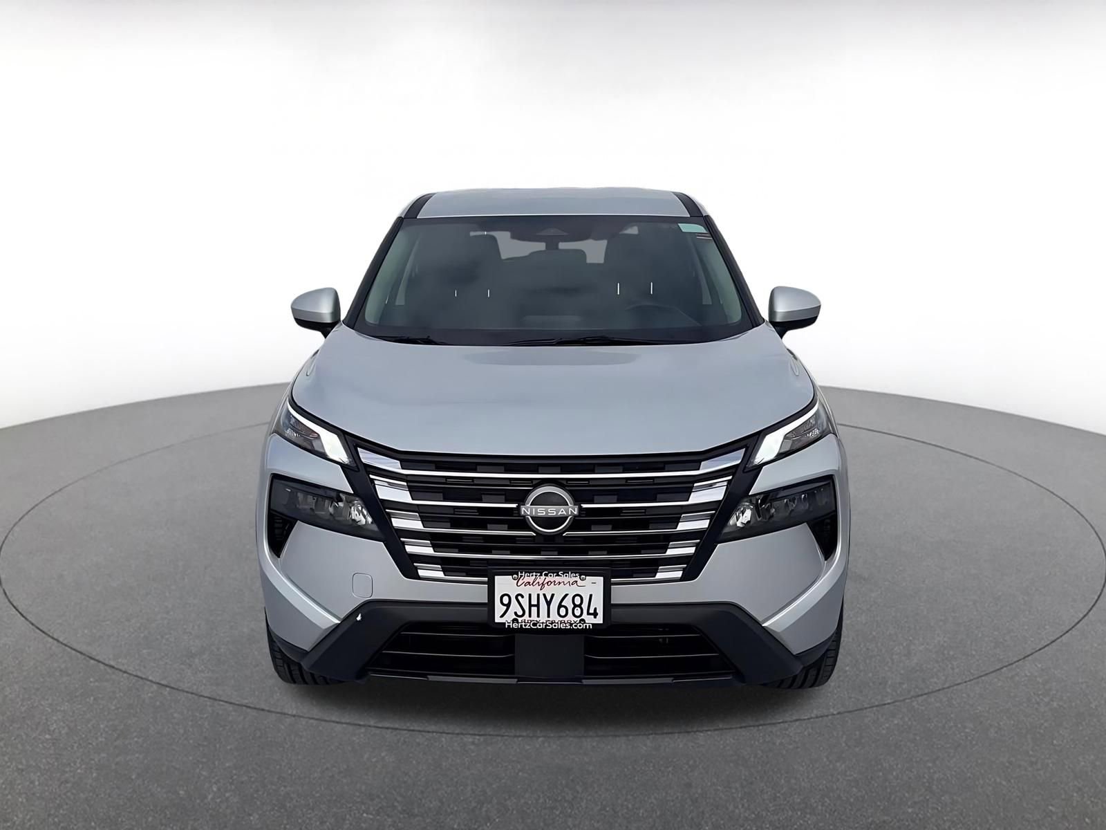 Thumbnail: 2025 Nissan Rogue - 4