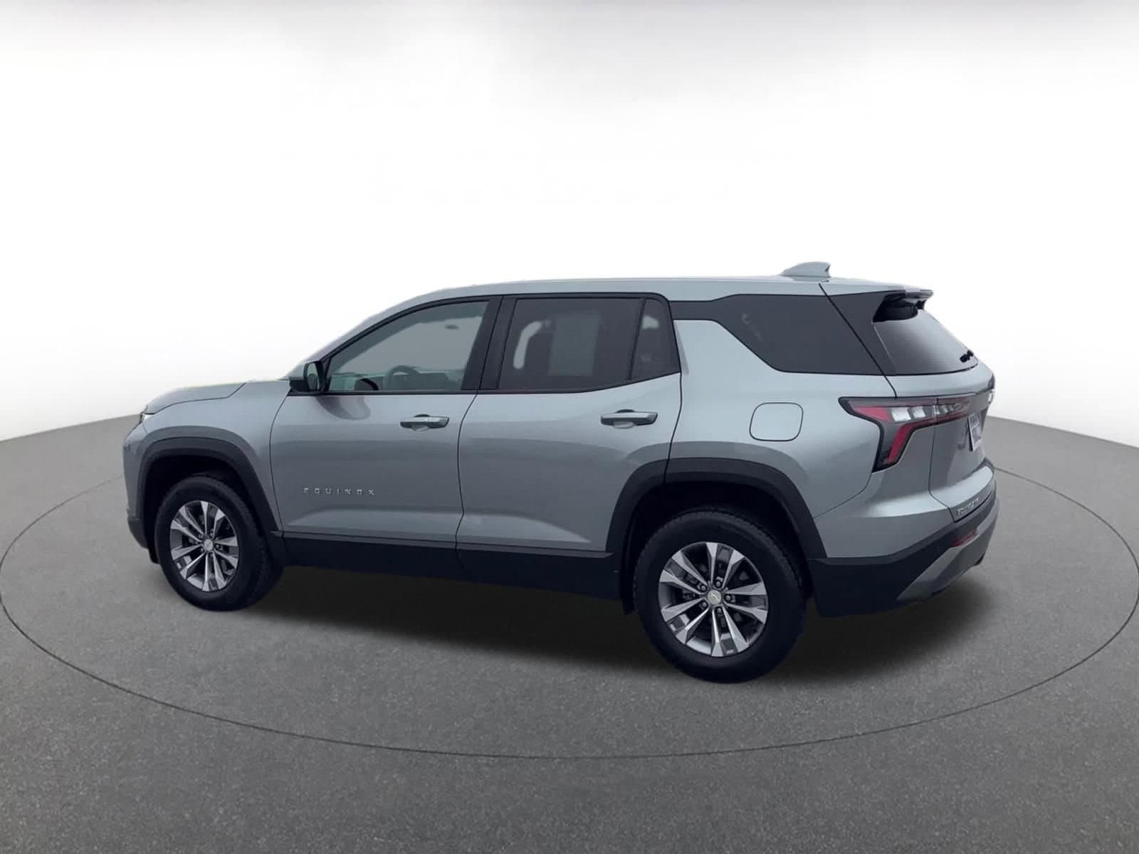 Thumbnail: 2025 Chevrolet Equinox - 10