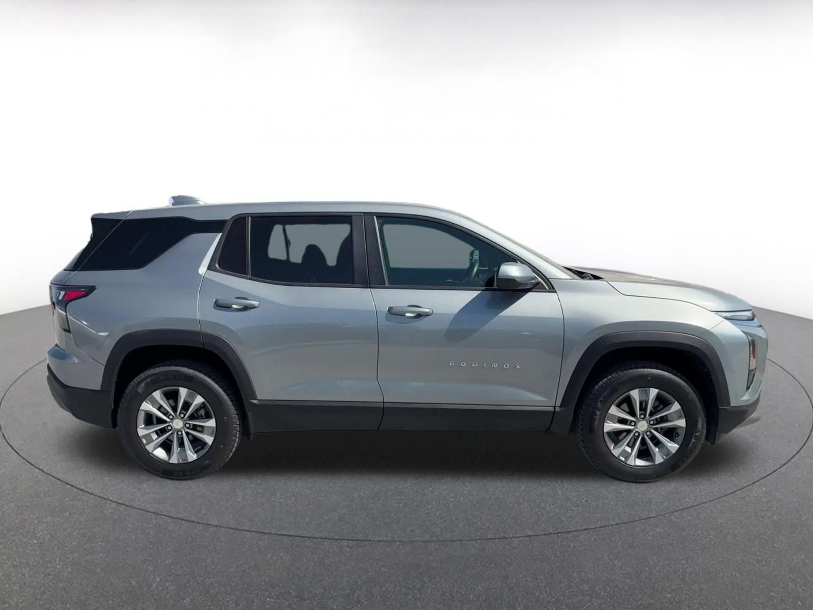 Thumbnail: 2025 Chevrolet Equinox - 15