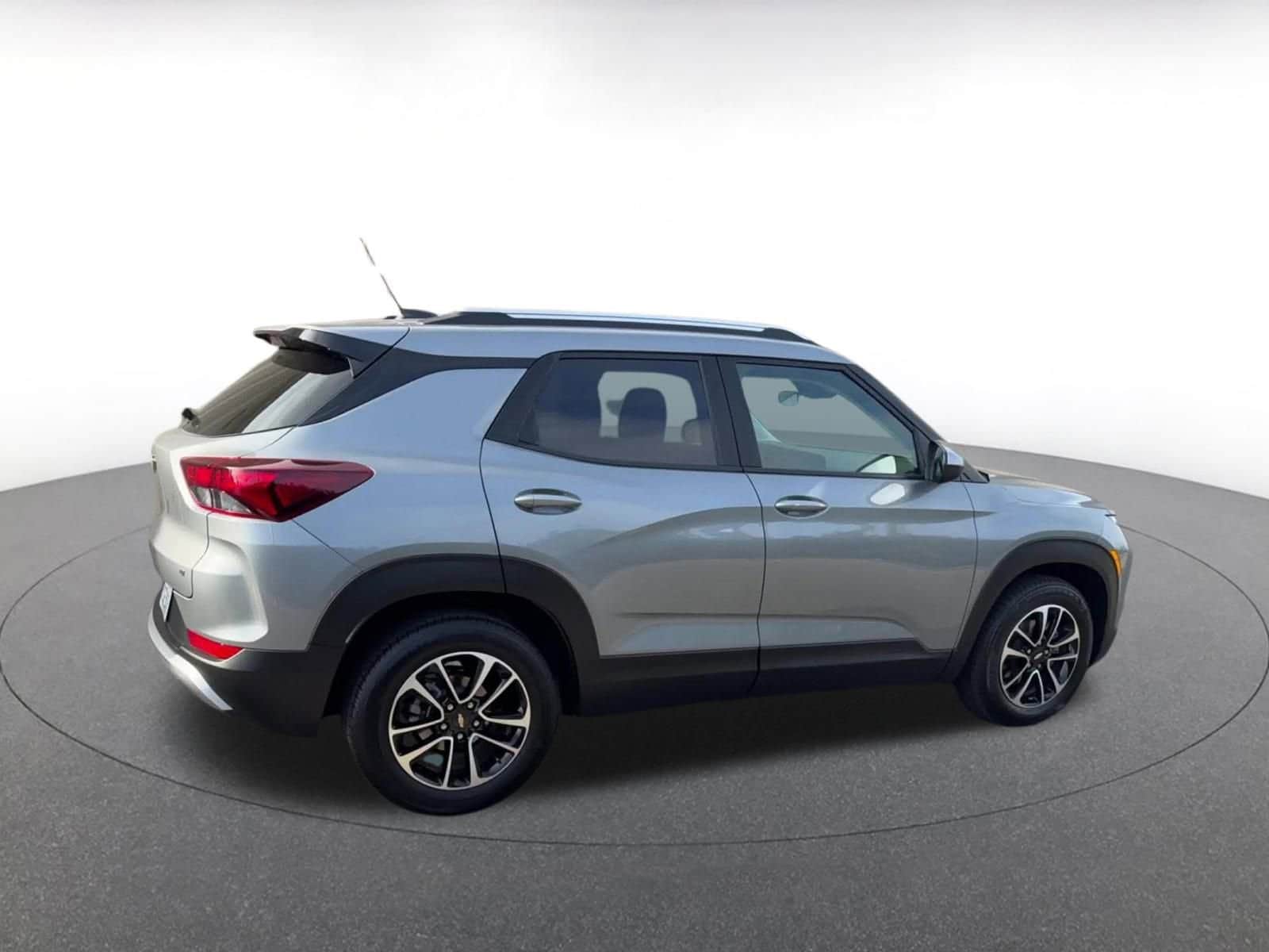 Thumbnail: 2025 Chevrolet TrailBlazer - 15